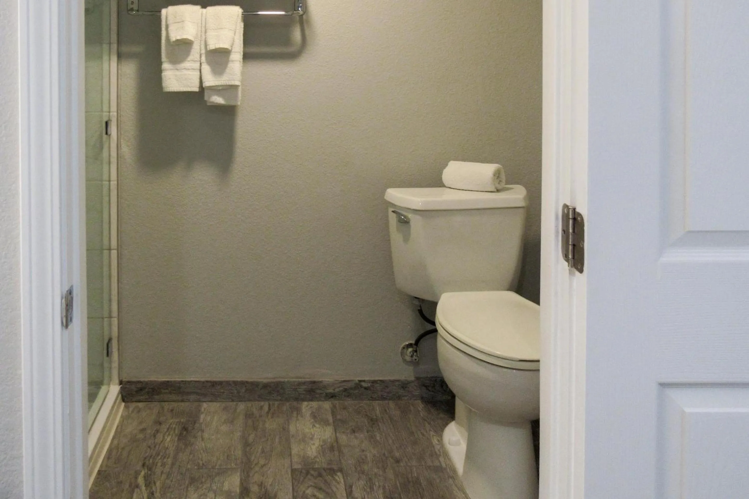 Bedroom in Capri Suites Anaheim