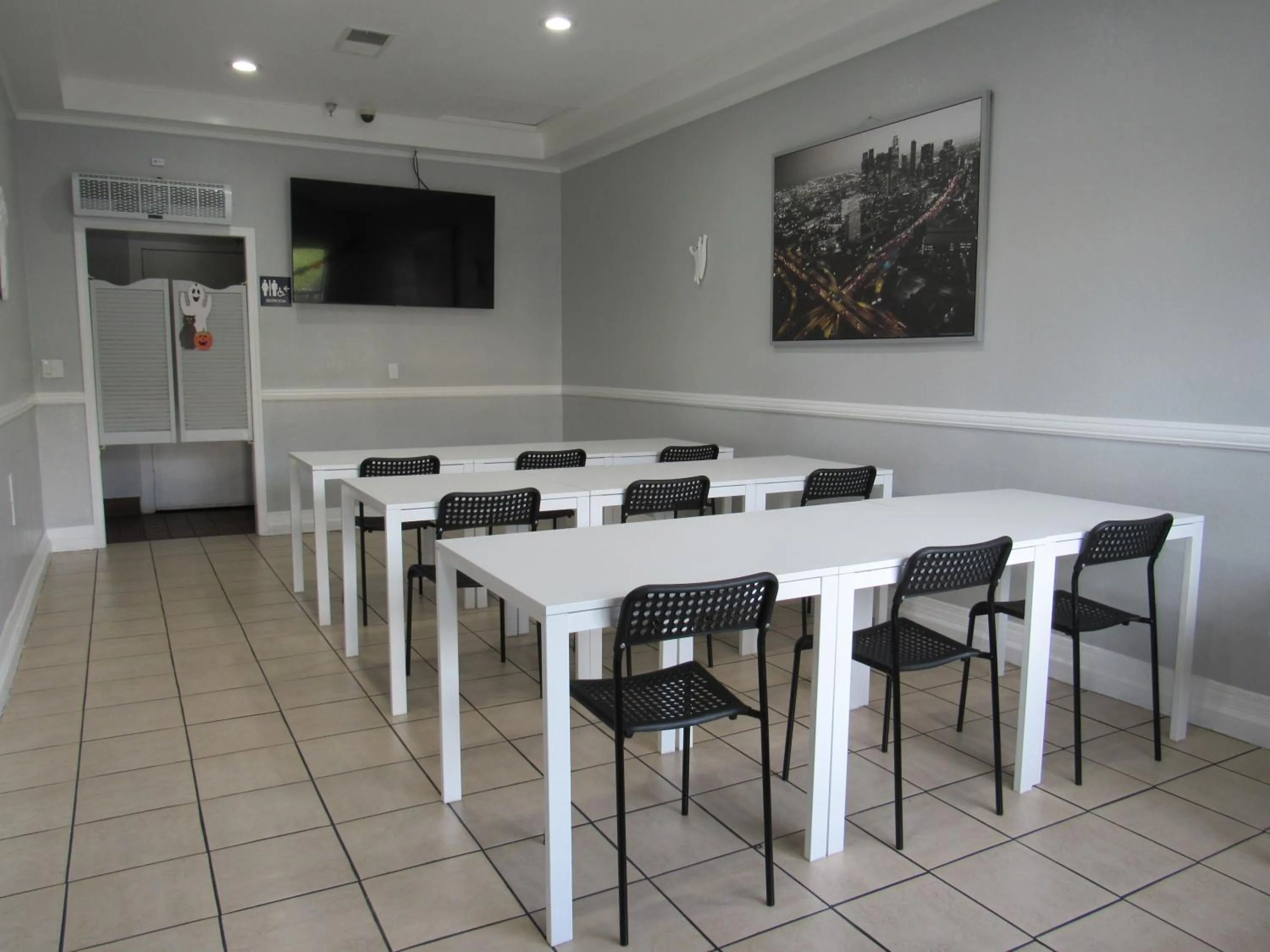 Breakfast in Capri Suites Anaheim