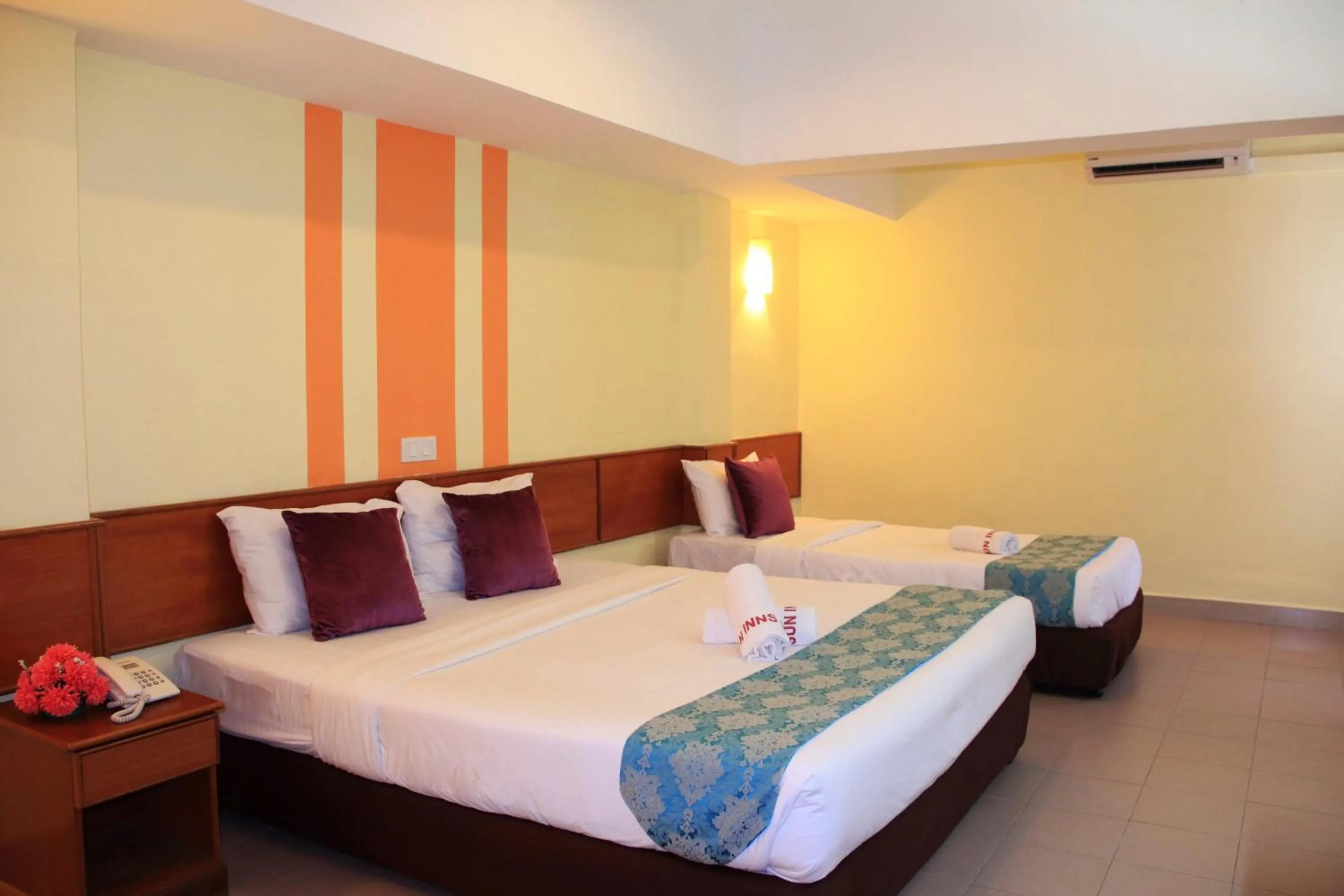 Bed in Sun Inns Hotel Sitiawan
