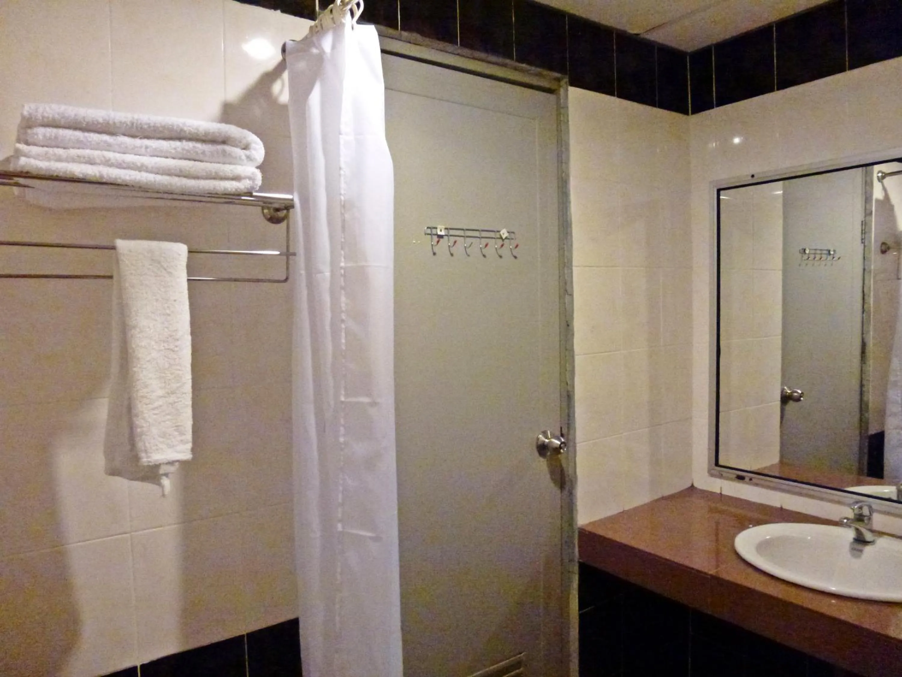 Bathroom in Sun Inns Hotel Sitiawan