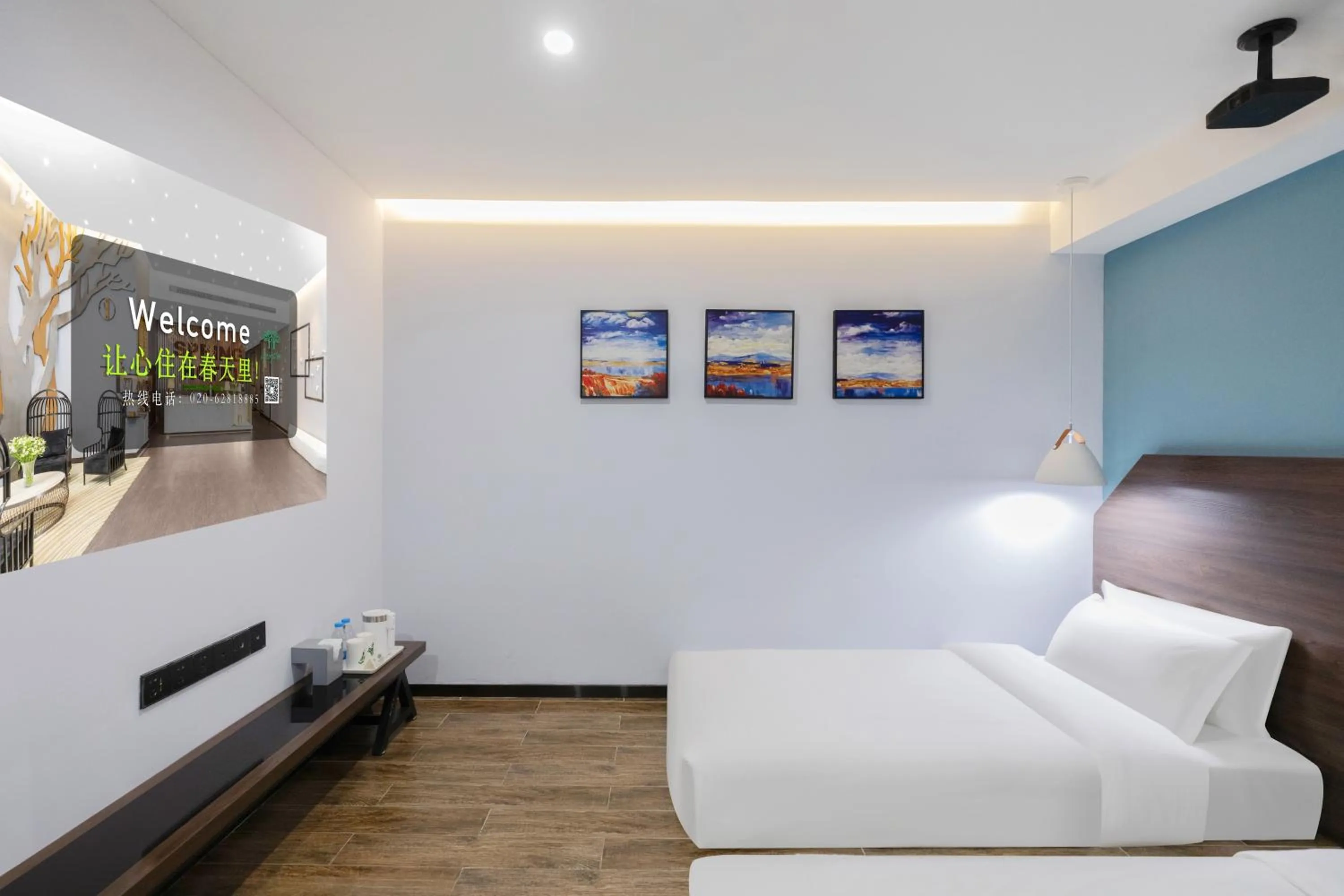 Photo of the whole room in Spring Time Hotel