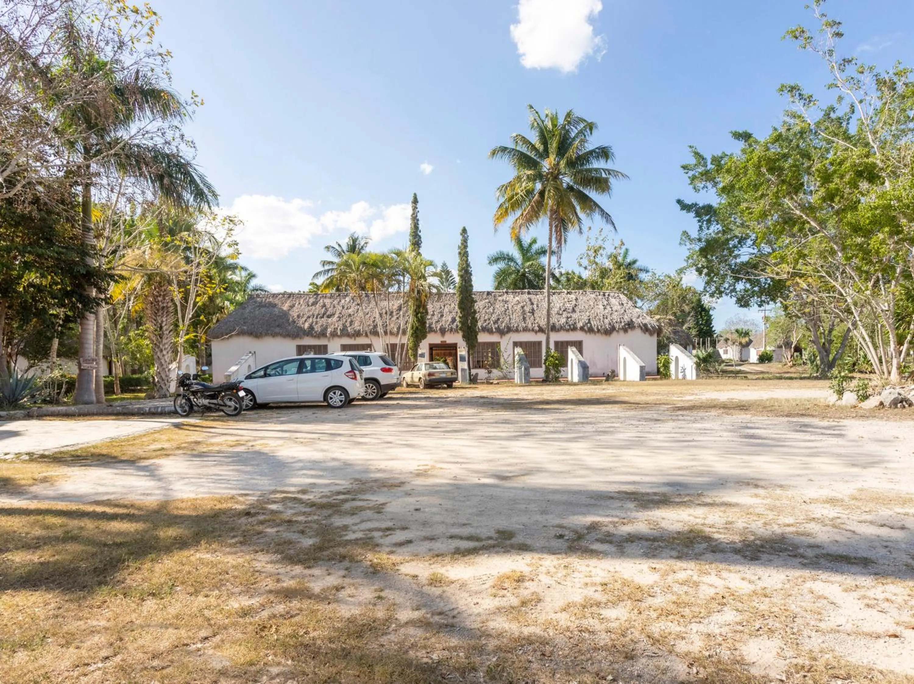 Property building in Hotel Villas del Ángel