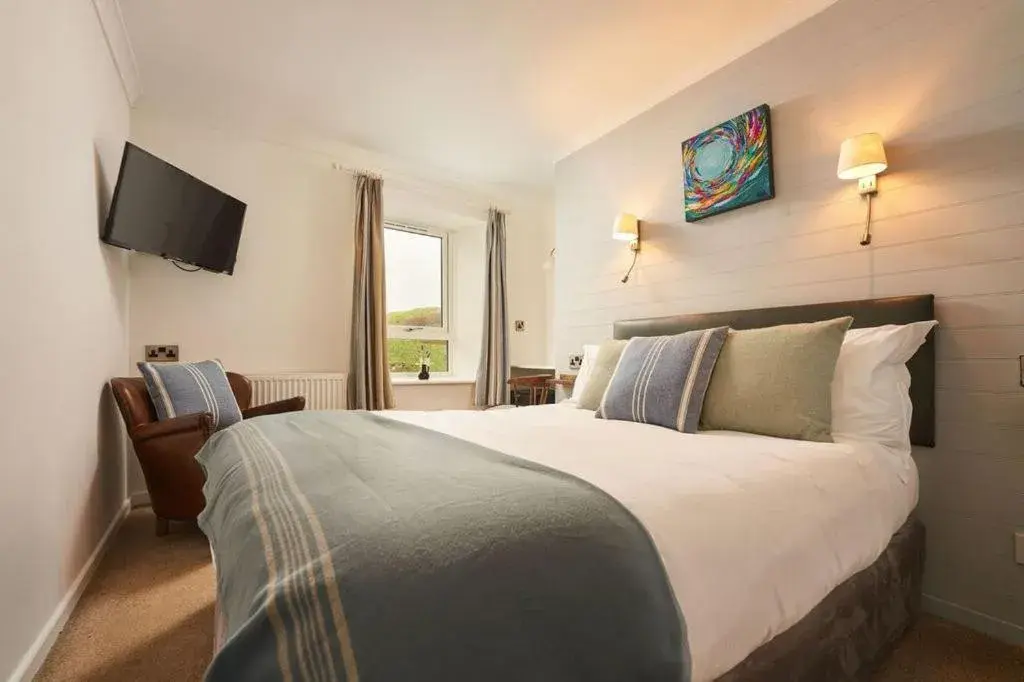 Small Double Room in Port William Inn Small Double Room in Port William Inn