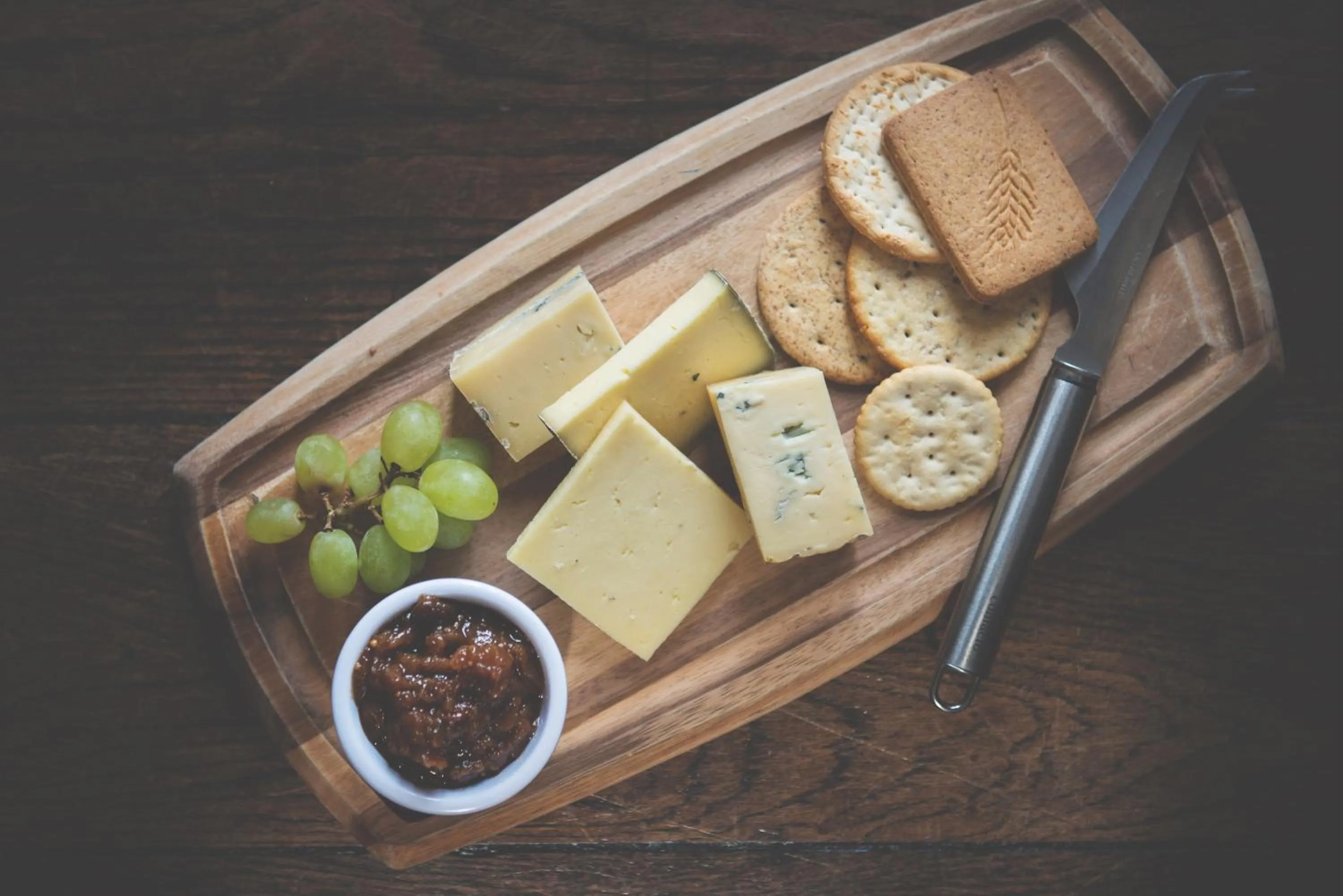 Restaurant/places to eat in The Ship Inn