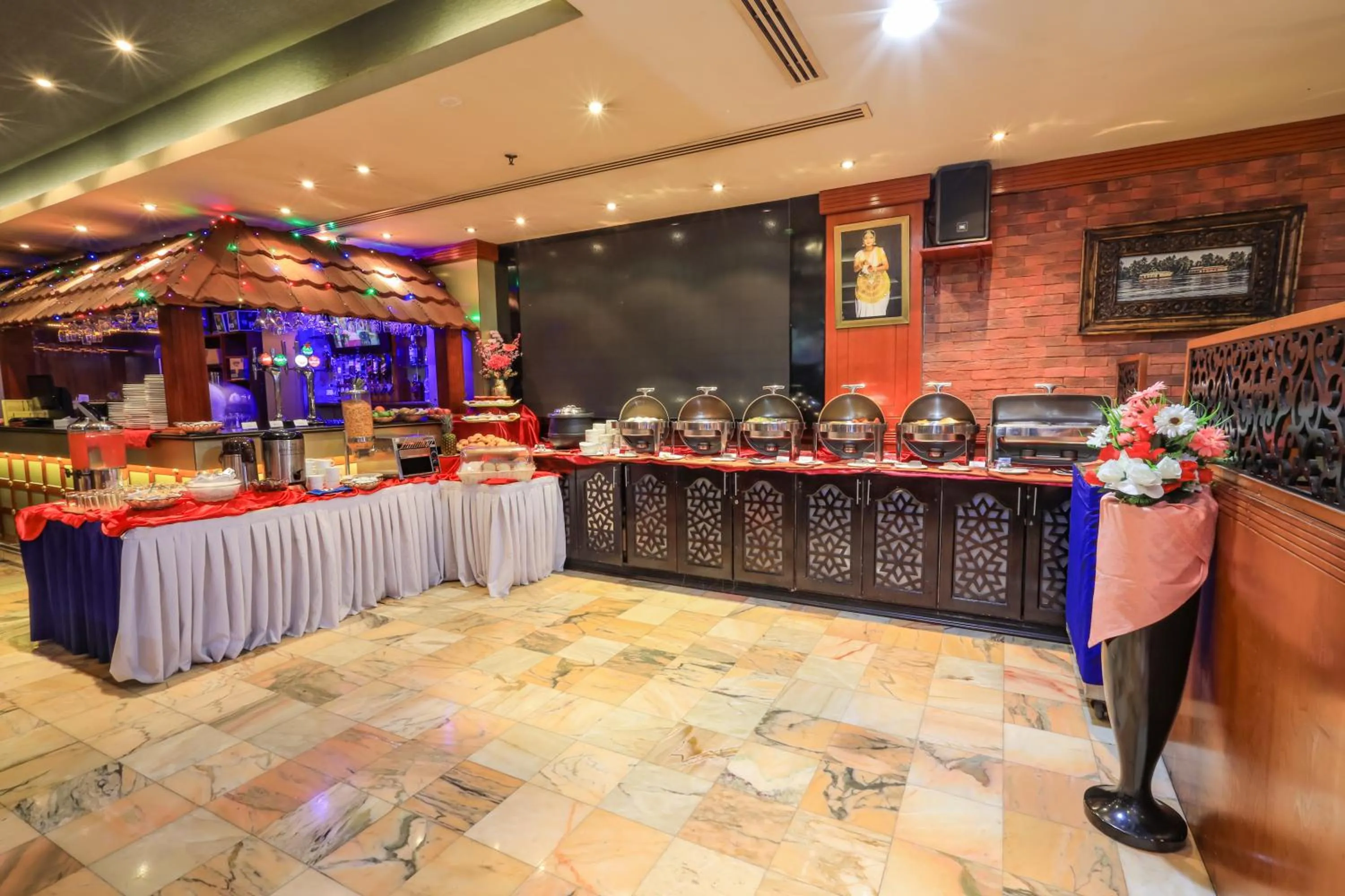 Restaurant/places to eat in Fortune Pearl Hotel