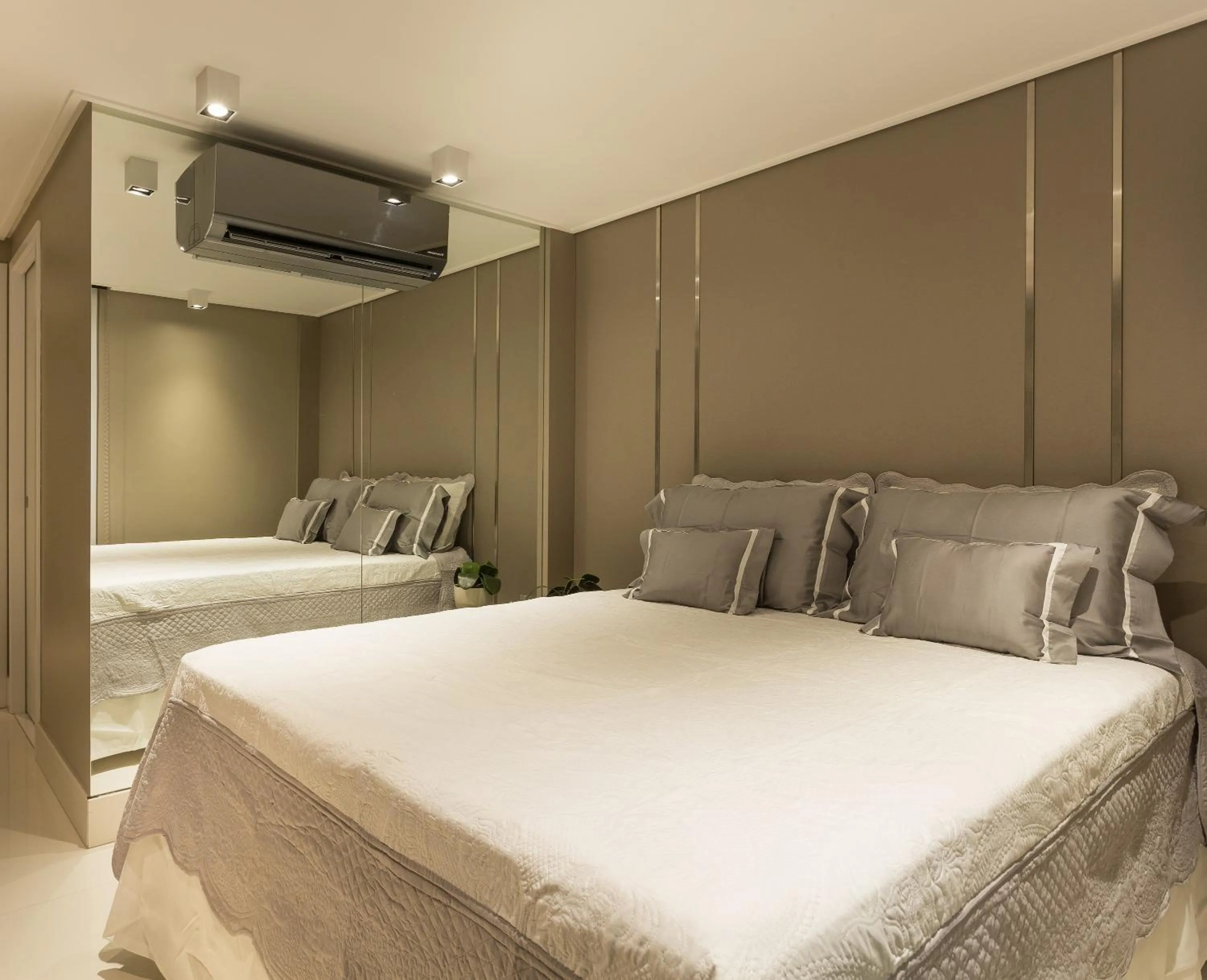 Bed in Solar Tambau Residencial