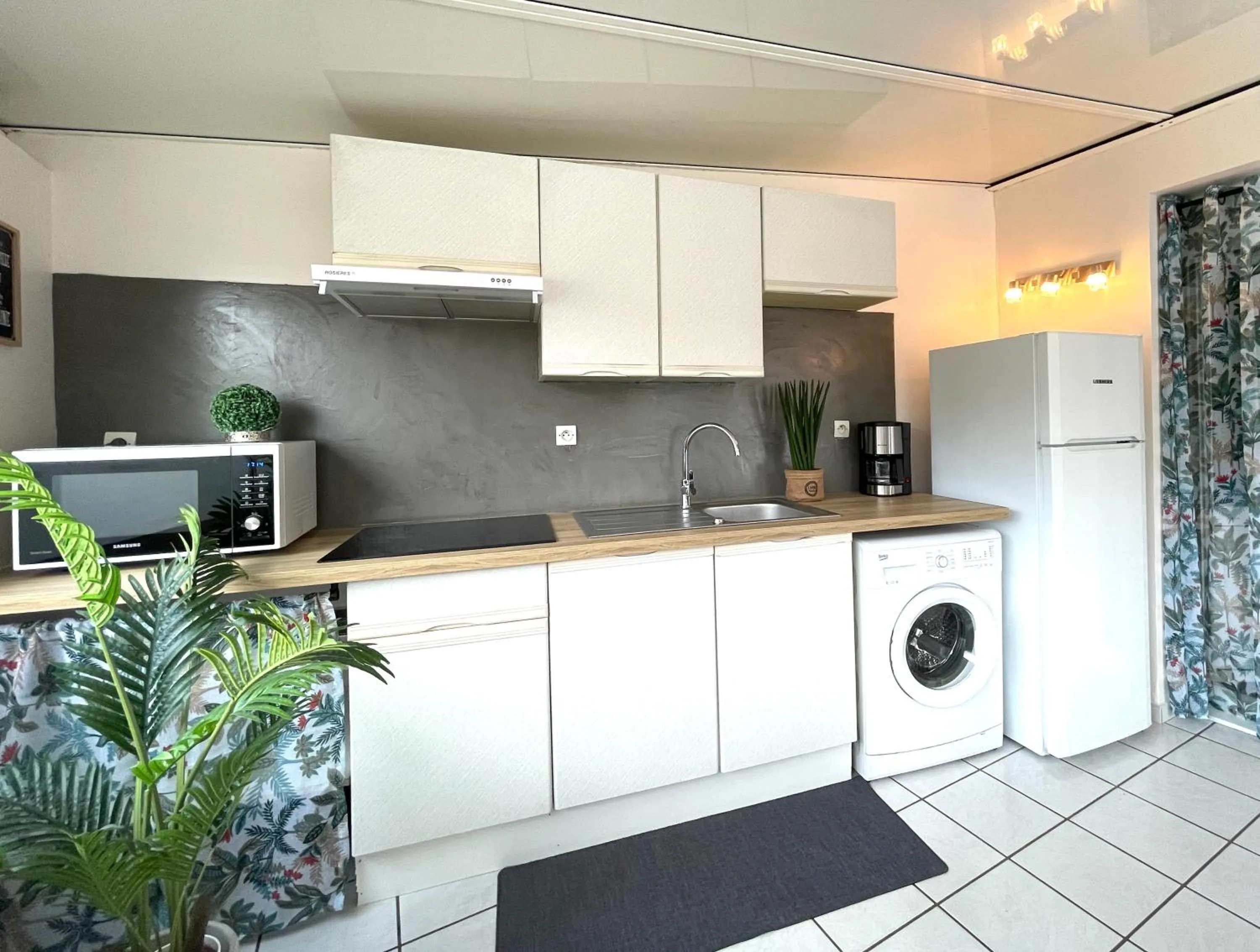 kitchen in La Maison Blanche