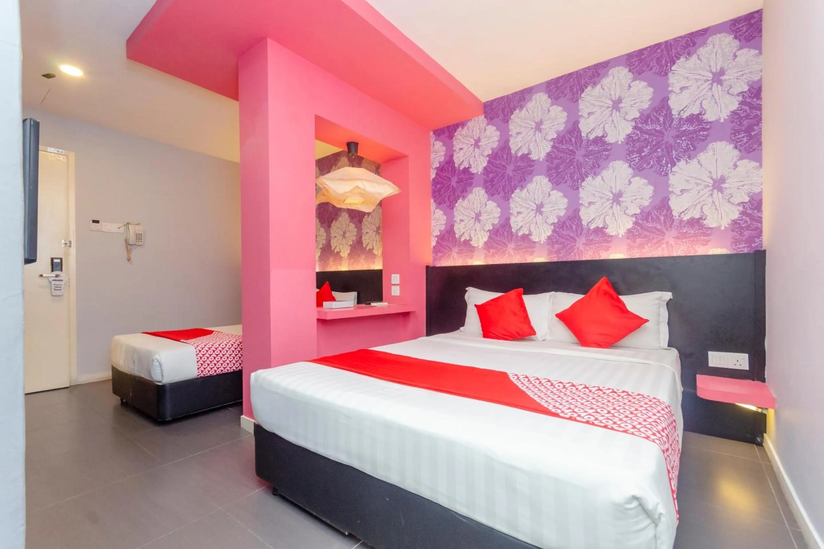 Bedroom, Bed in Hotel O Rooms Boutique Hotel