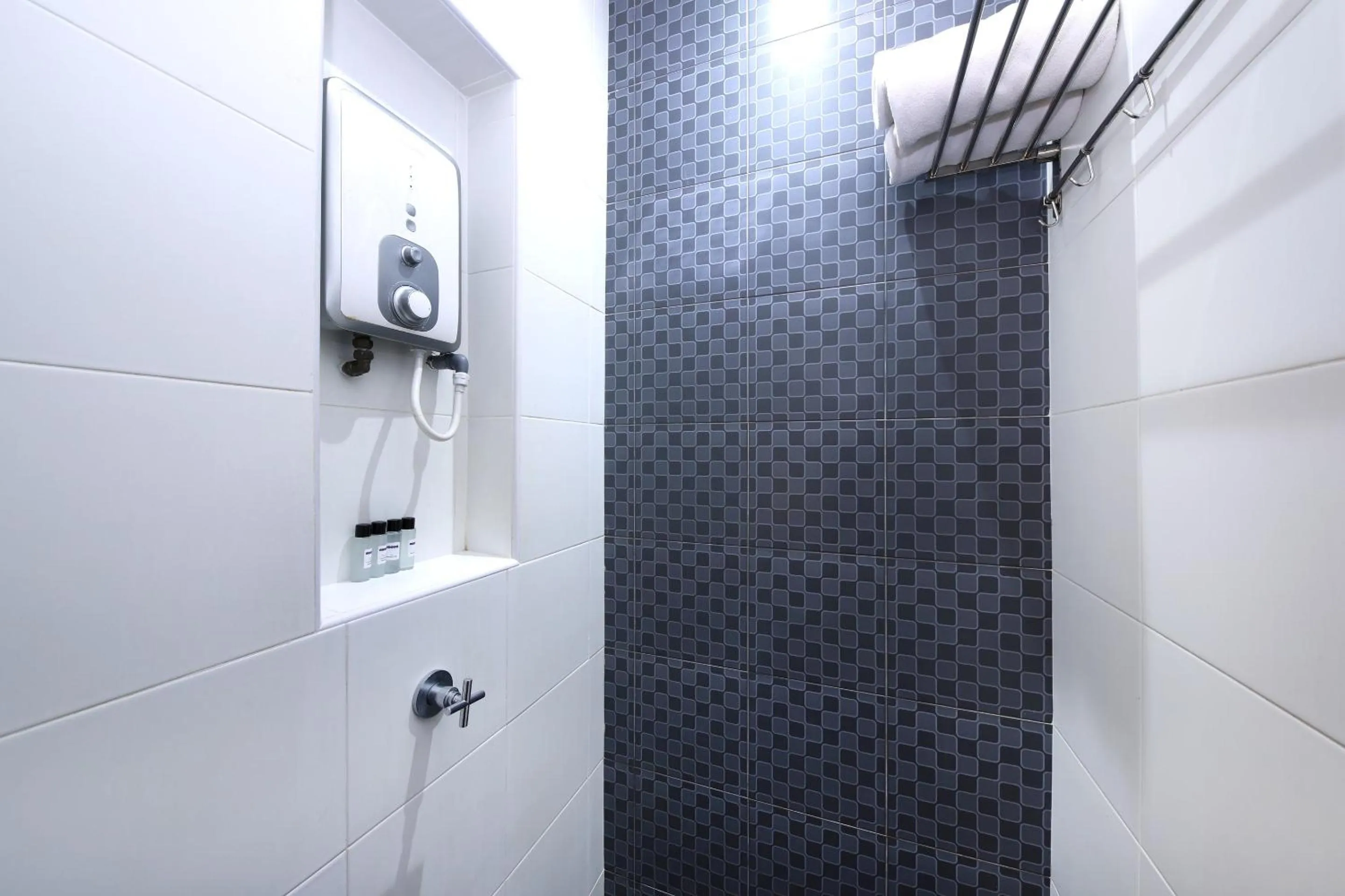 Bathroom in Hotel O Rooms Boutique Hotel