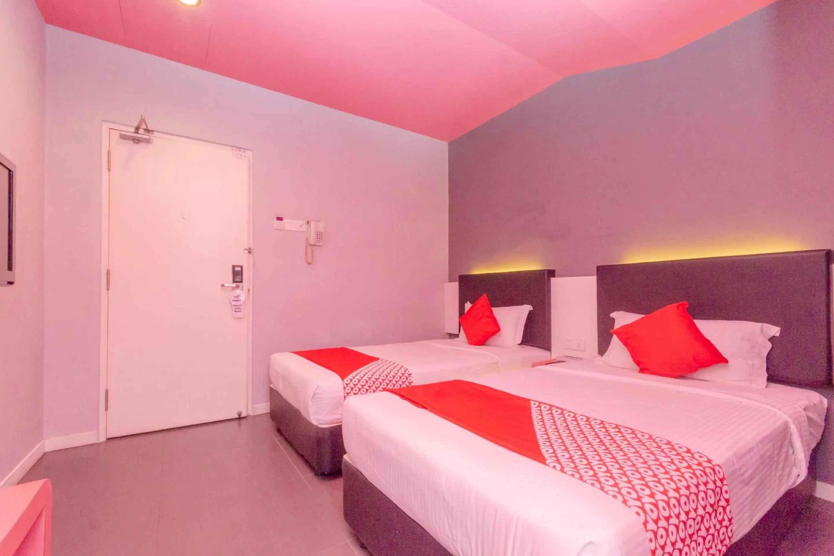 Bedroom, Bed in Hotel O Rooms Boutique Hotel