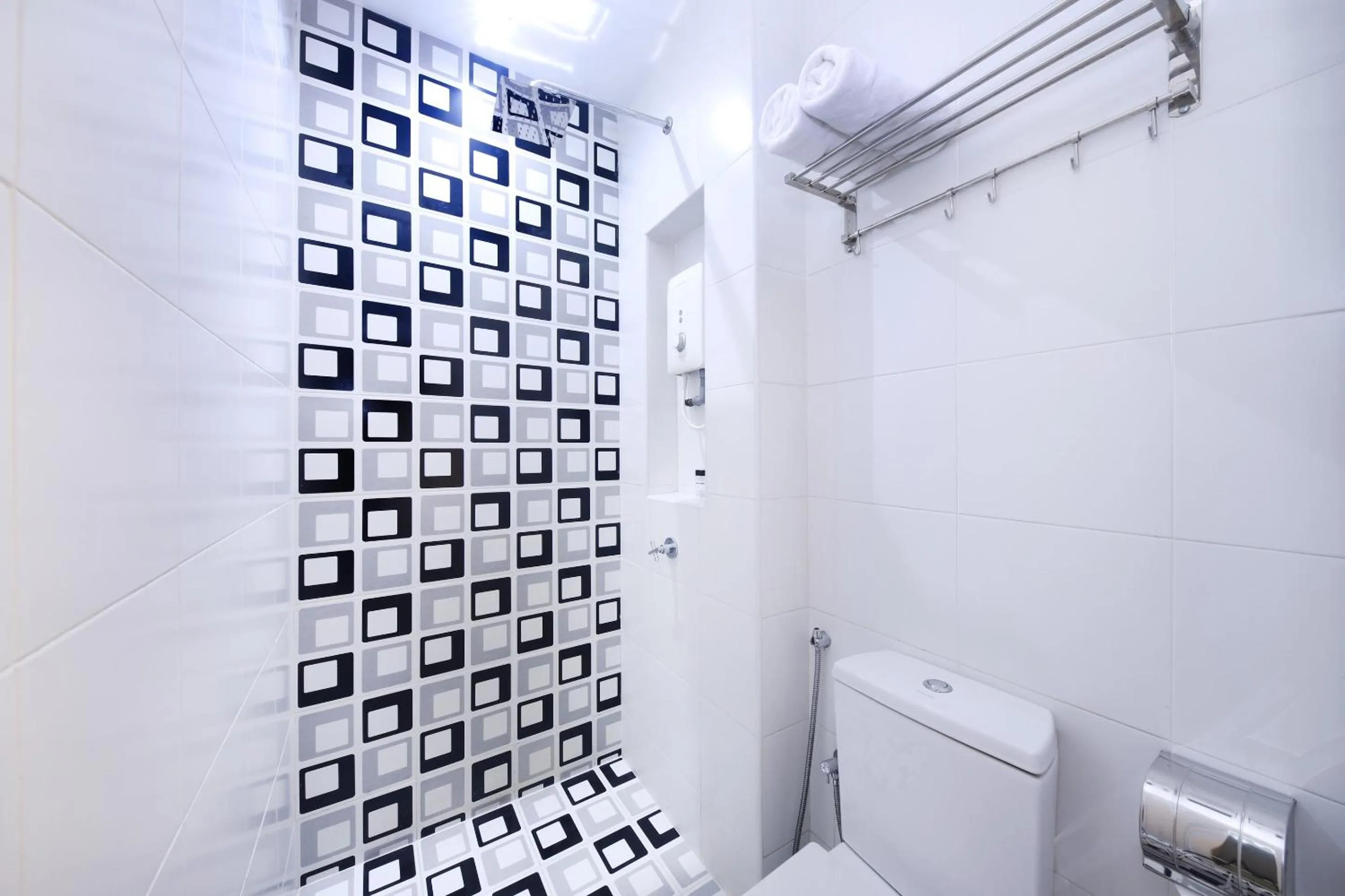 Bathroom in Hotel O Rooms Boutique Hotel