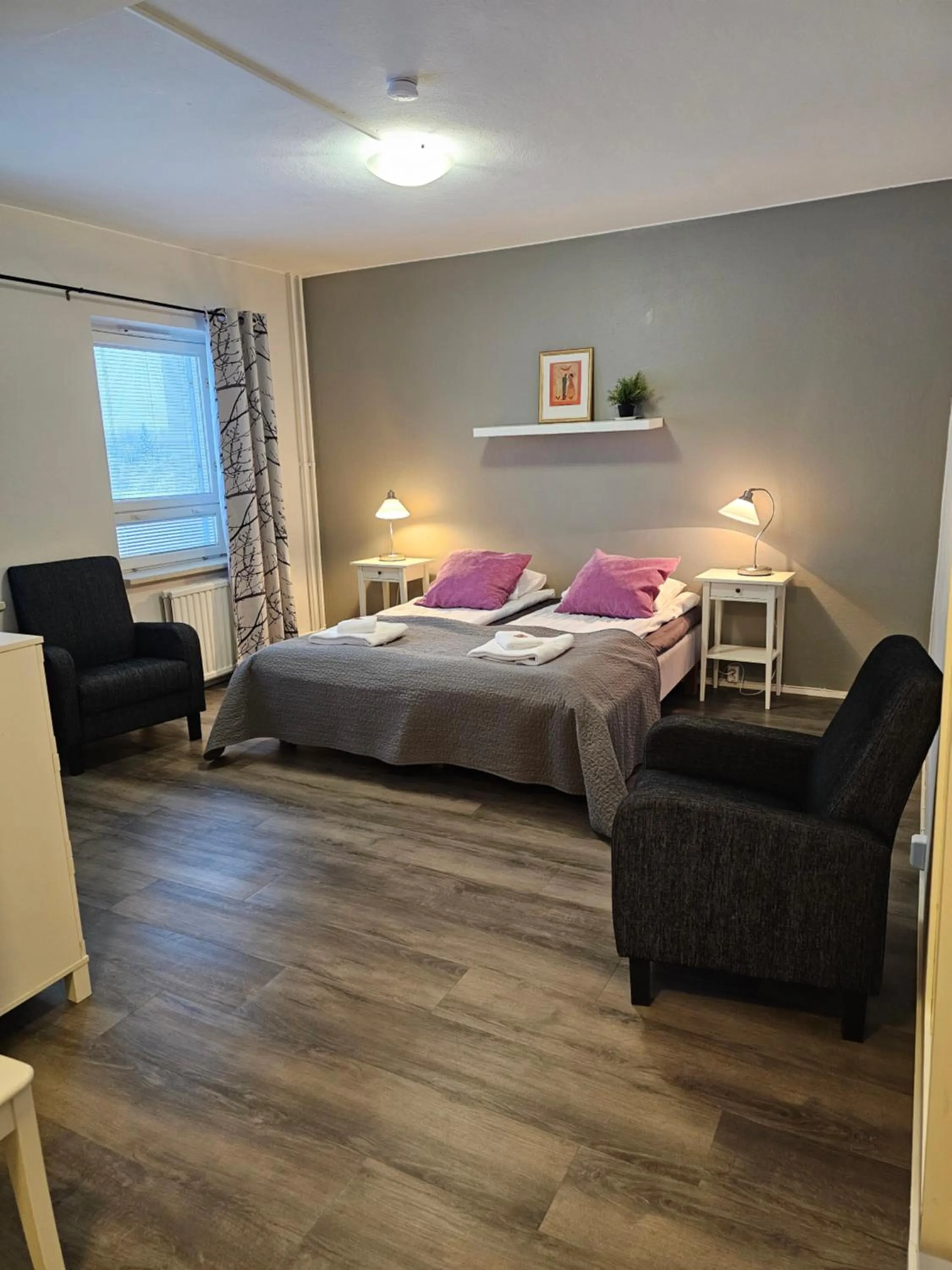 Bedroom, Bed in Kylpylähotelli Pohjanranta