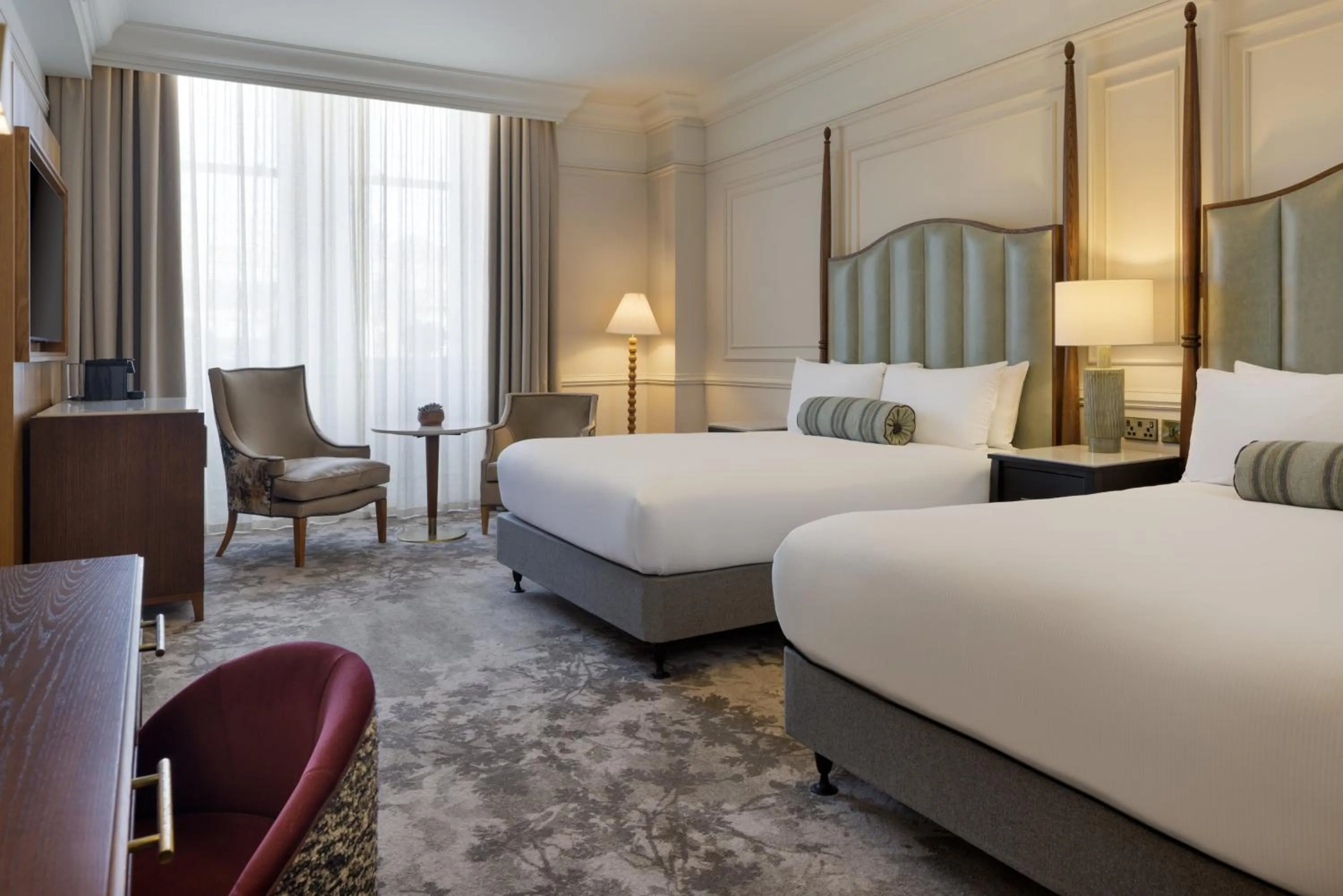 Bed in The Caledonian Edinburgh, Curio Collection by Hilton