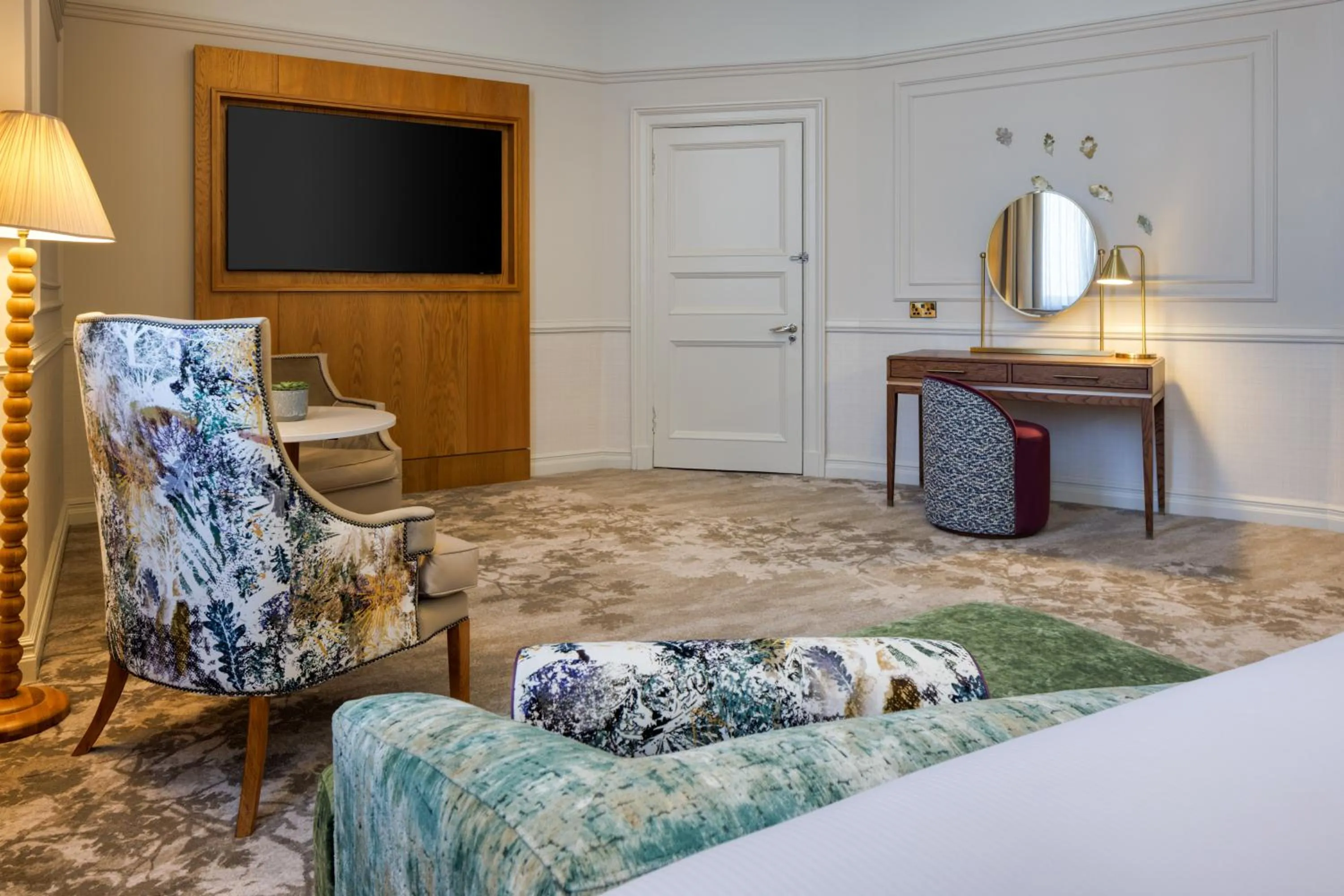 Bed in The Caledonian Edinburgh, Curio Collection by Hilton