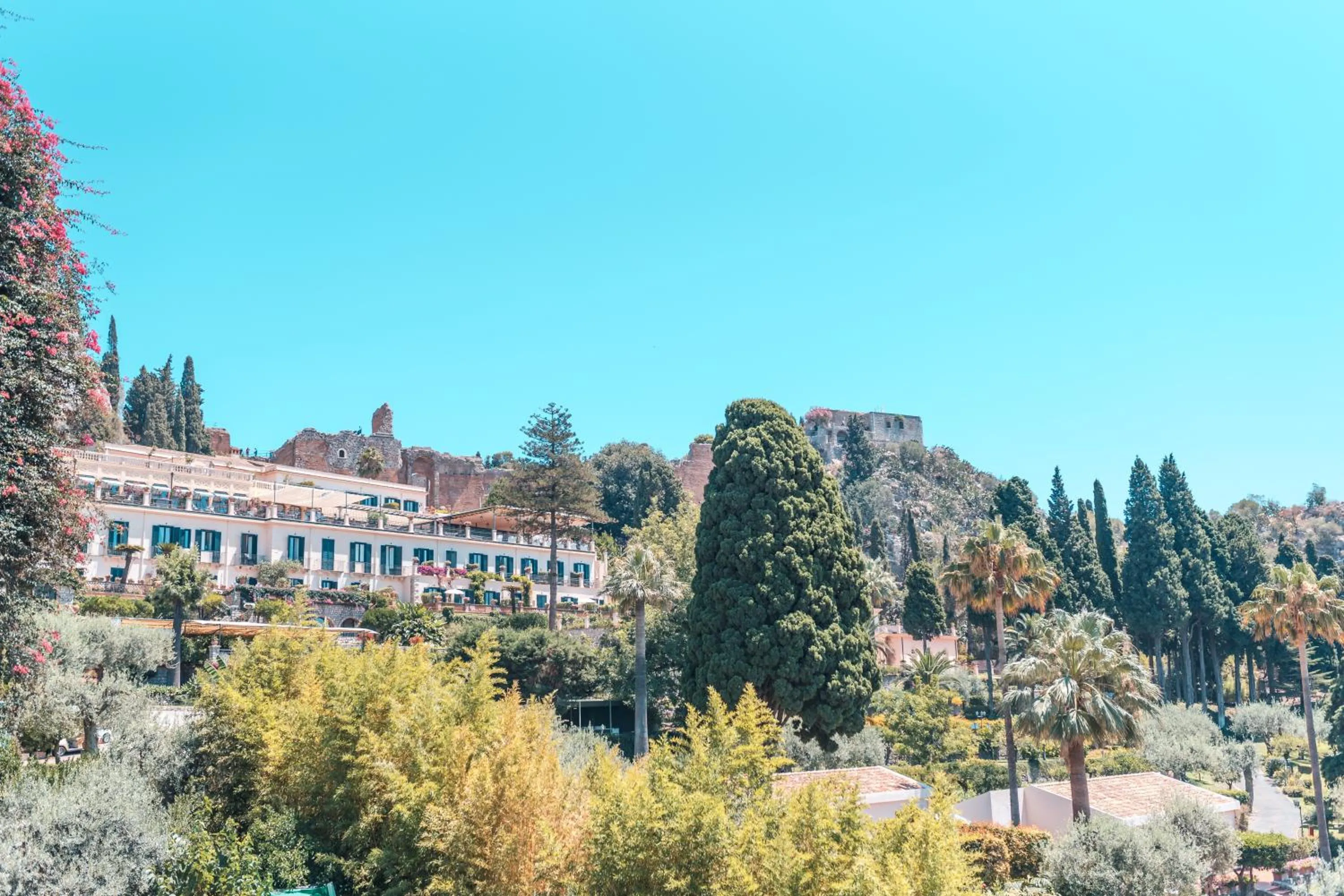 Garden view in B&B Casa al Vicolo 2