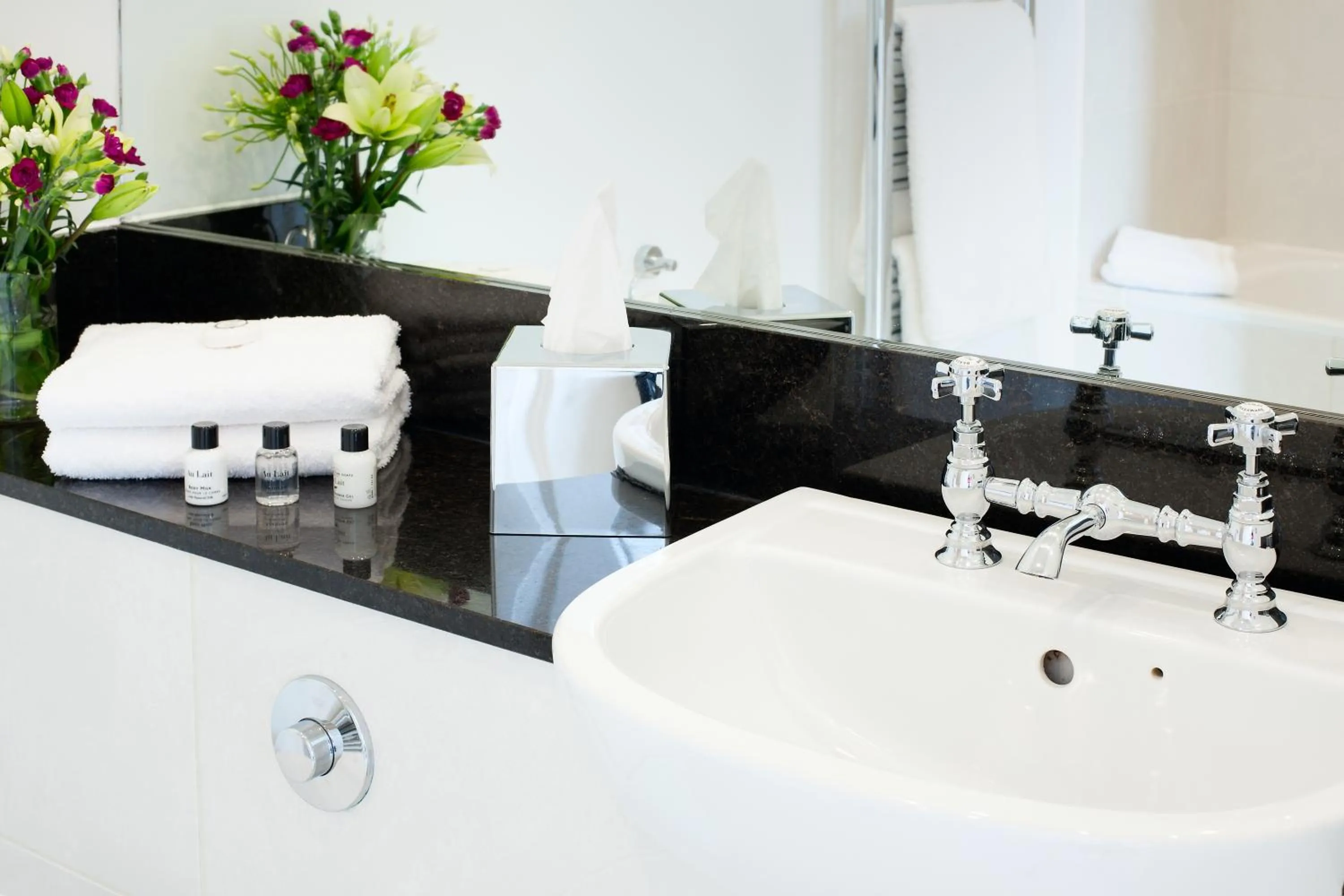 Bathroom in Knockendarroch Hotel