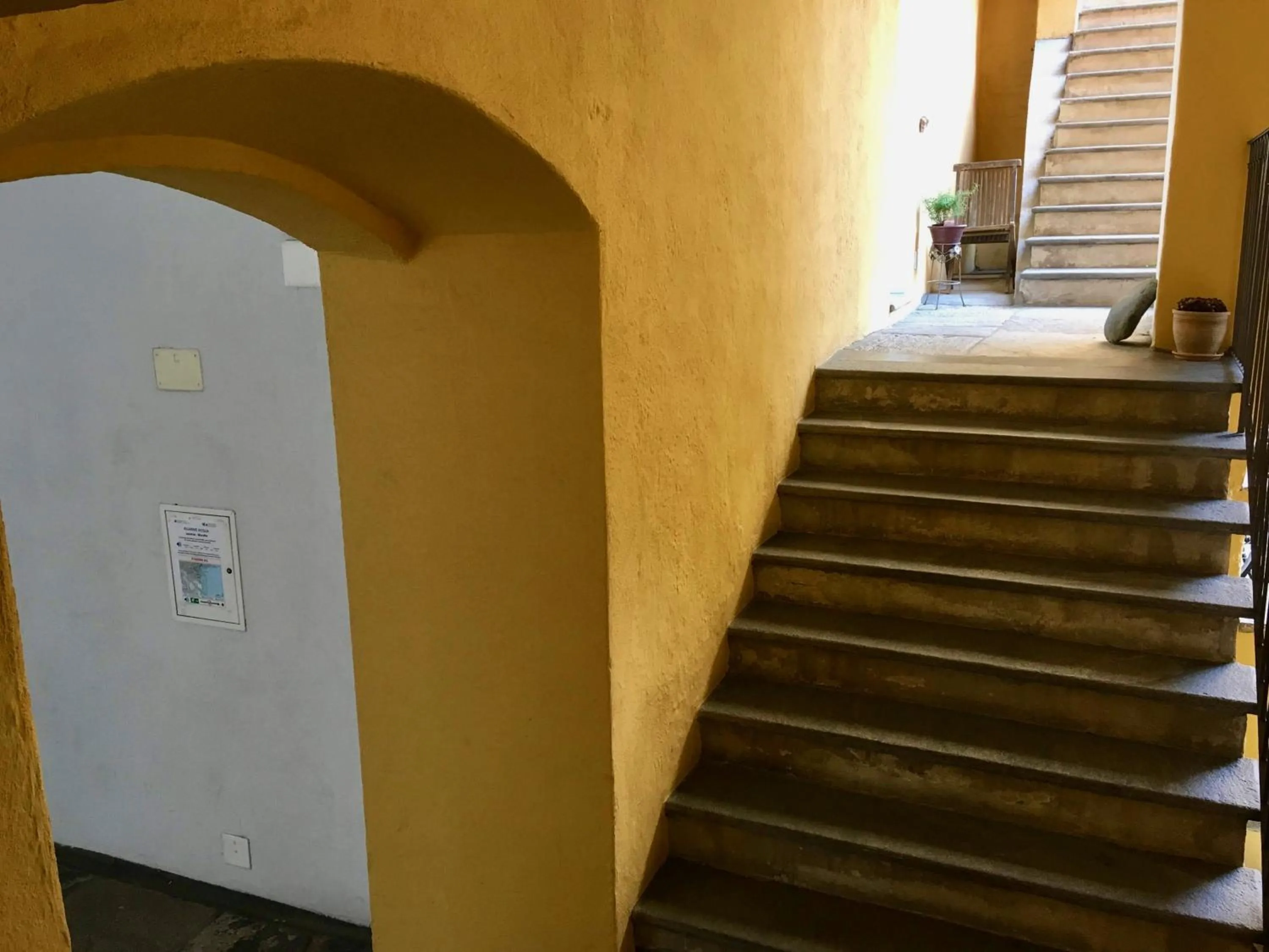 Property building in Great2Stay City Center Apartments Locarno