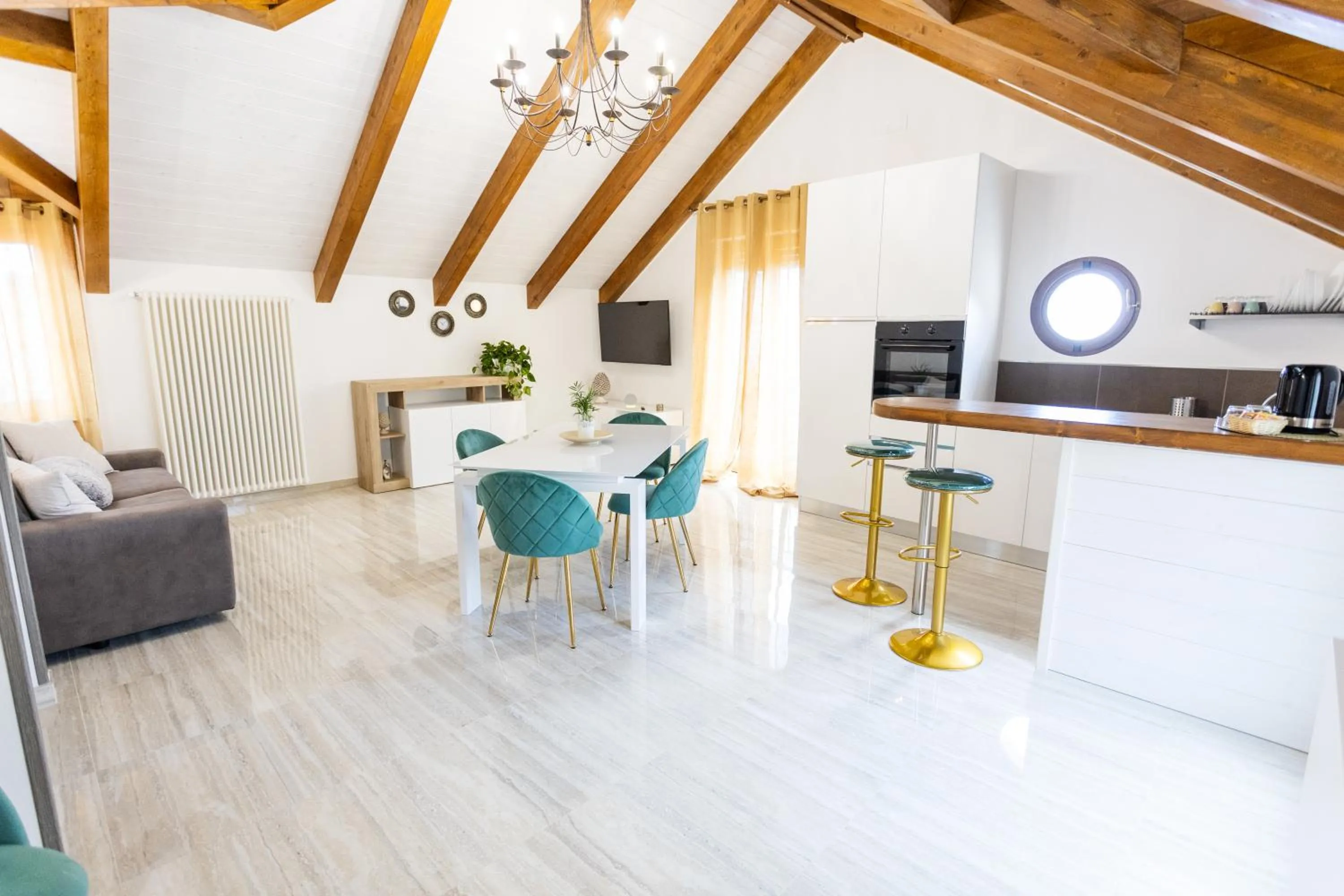 TV and multimedia in Villa Italia