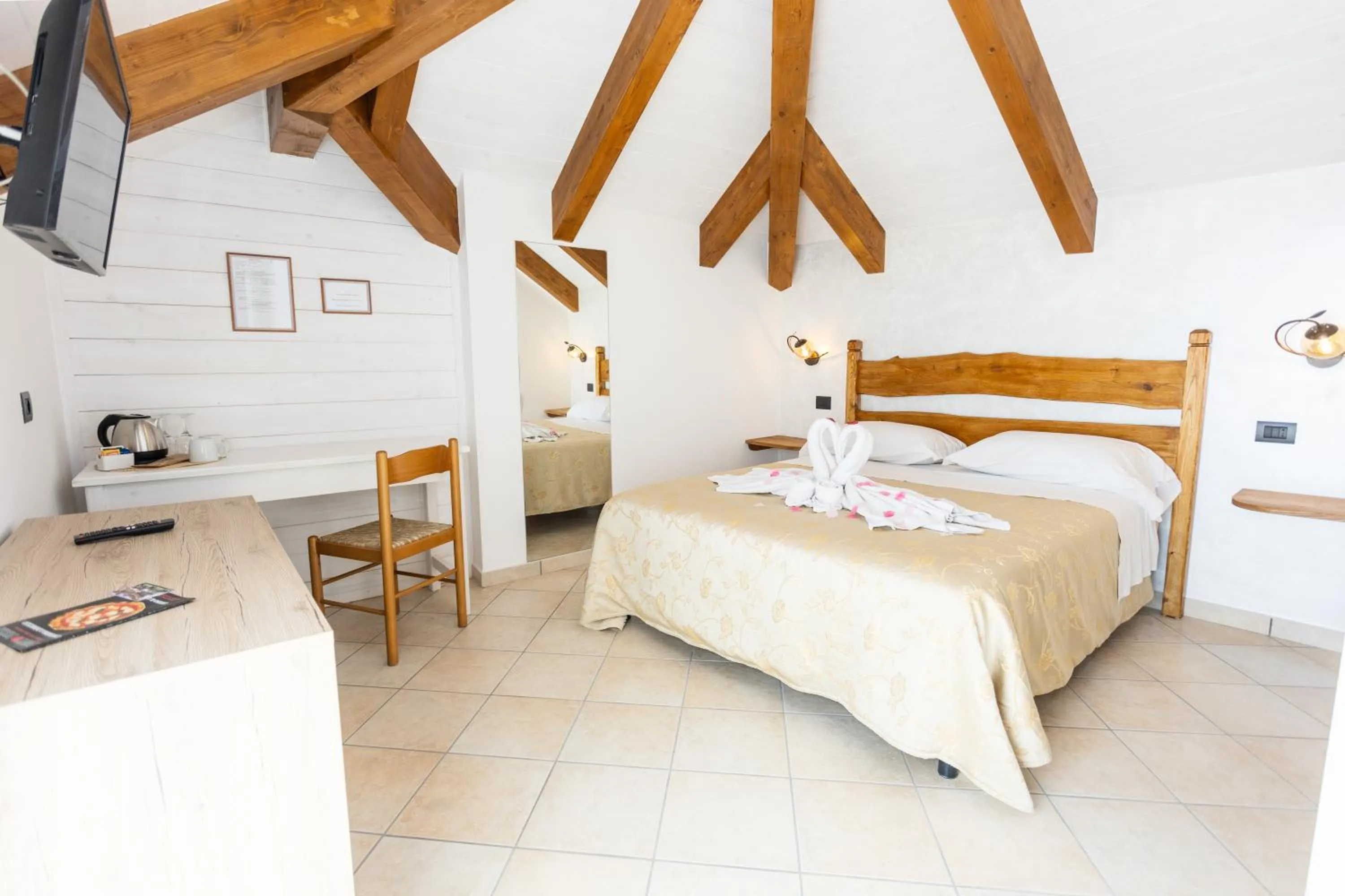 Photo of the whole room, Bed in Villa Italia