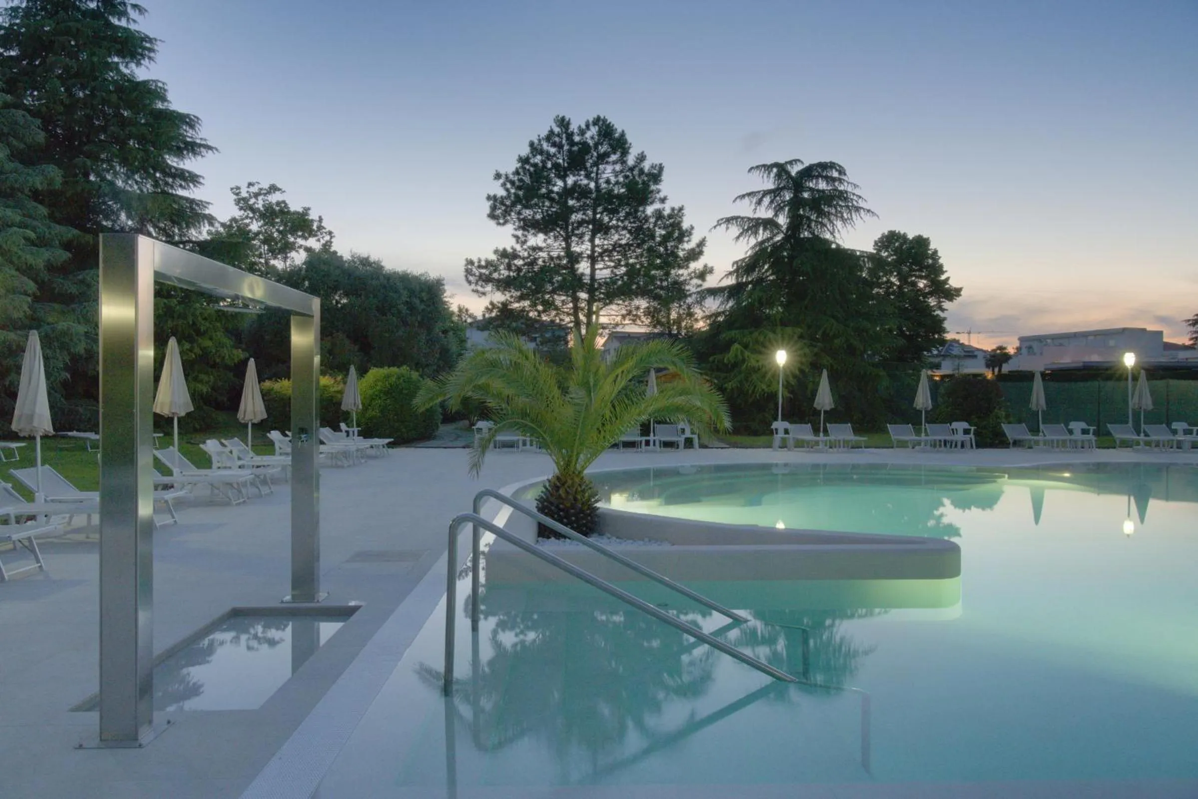 Swimming pool in Hotel Des Bains Terme