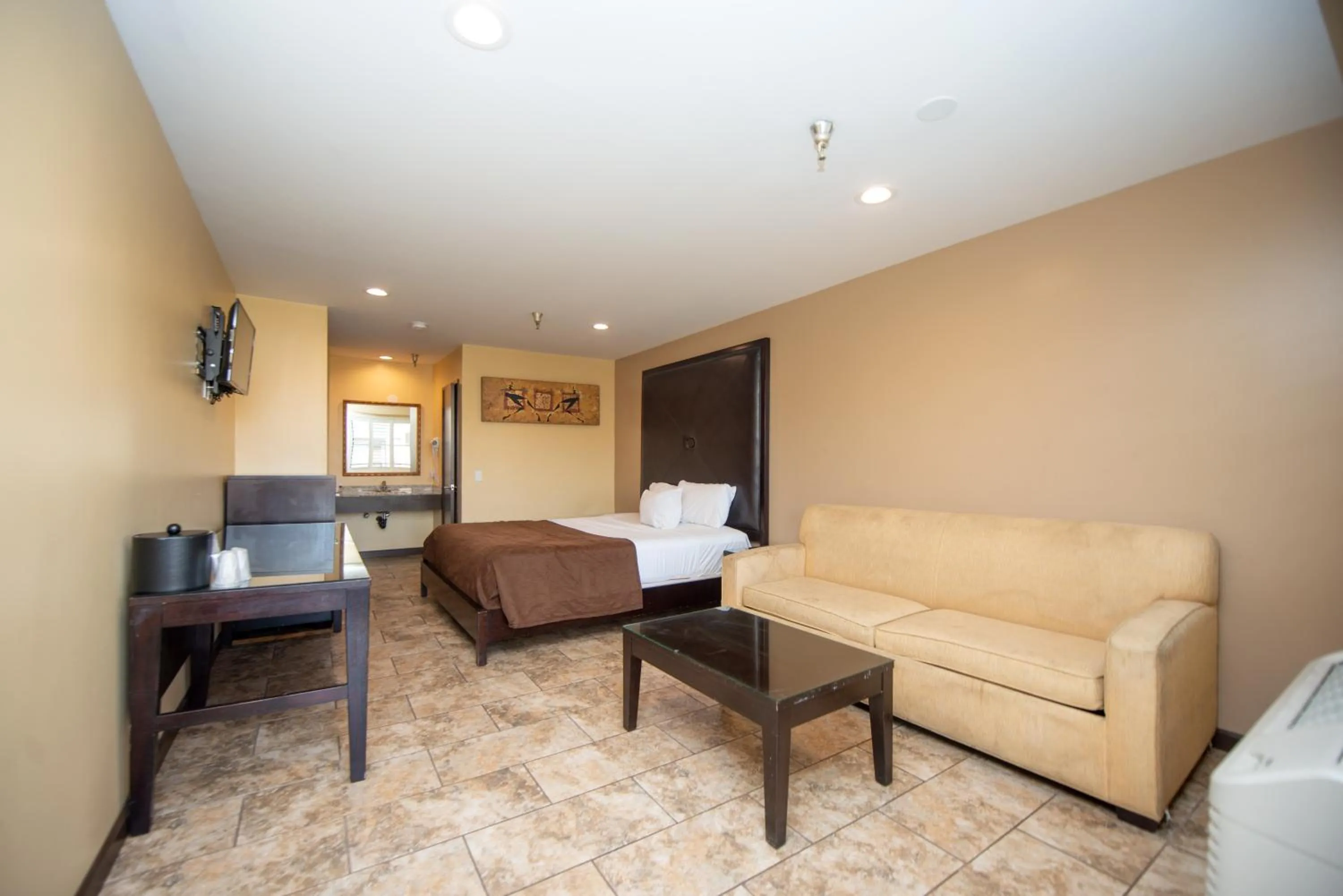 Casa Bella Inn- Huntington Park