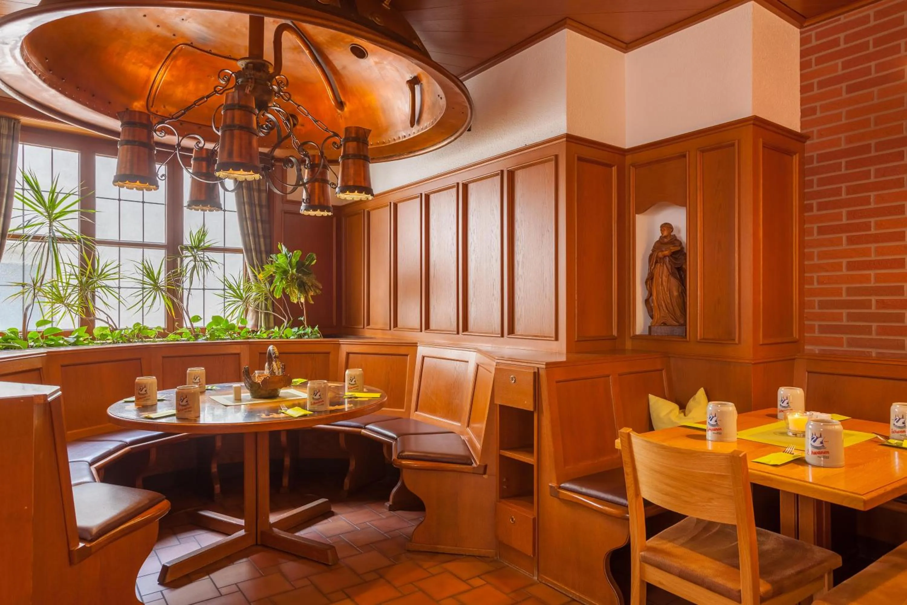 Restaurant/places to eat in Best Western Plus BierKulturHotel Schwanen