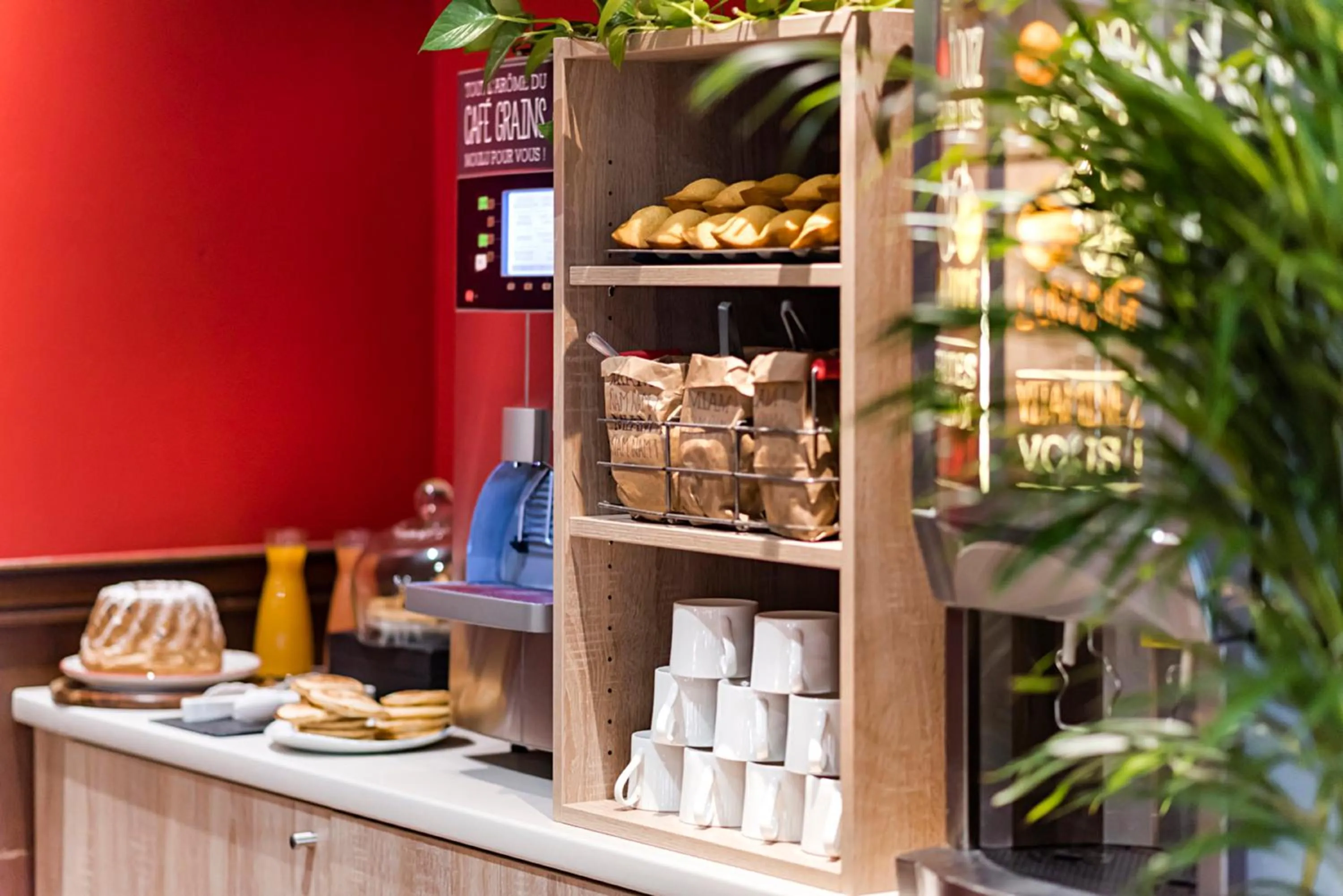 Decorative detail in ibis Strasbourg Sud La Vigie