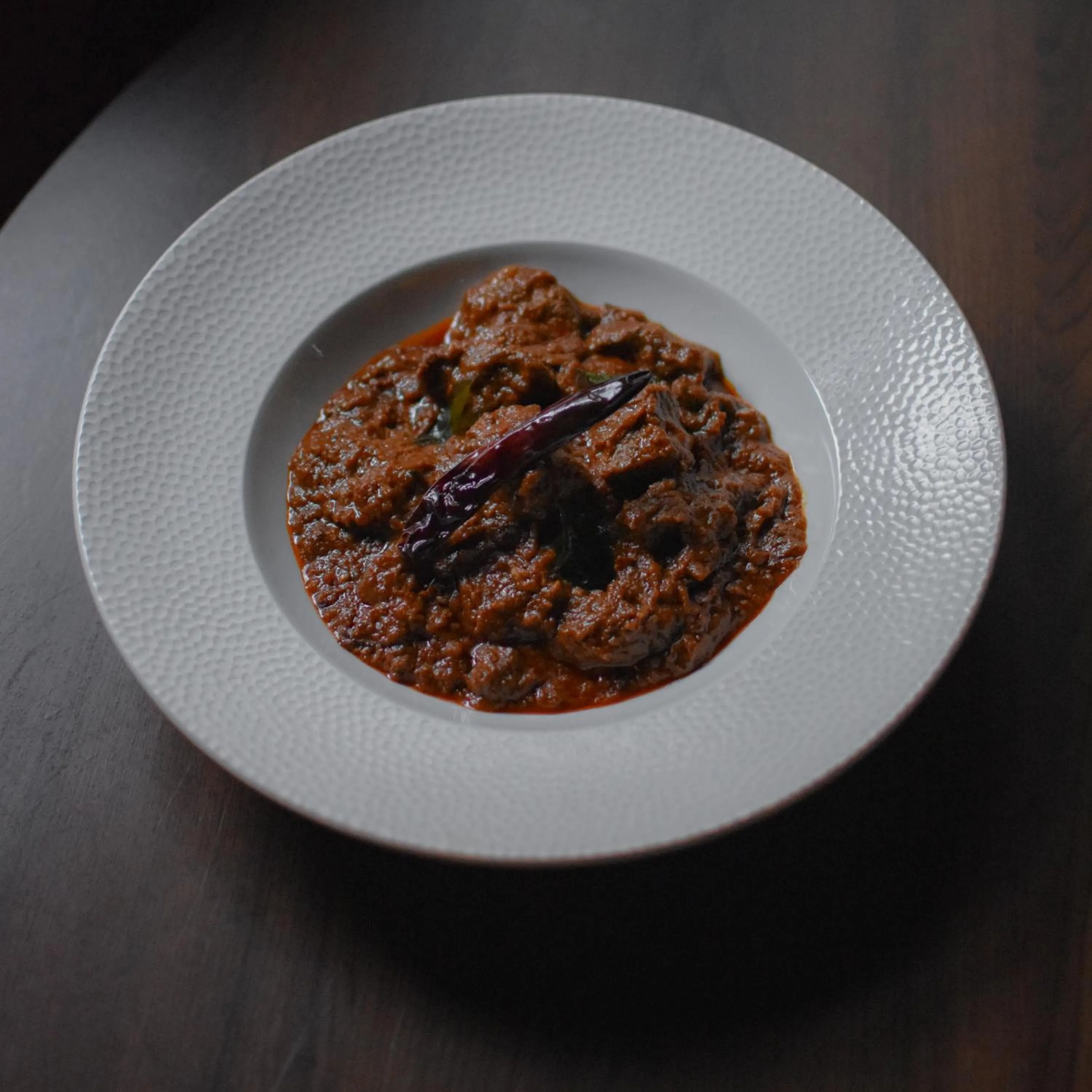 Nomi Rooms & Restaurant