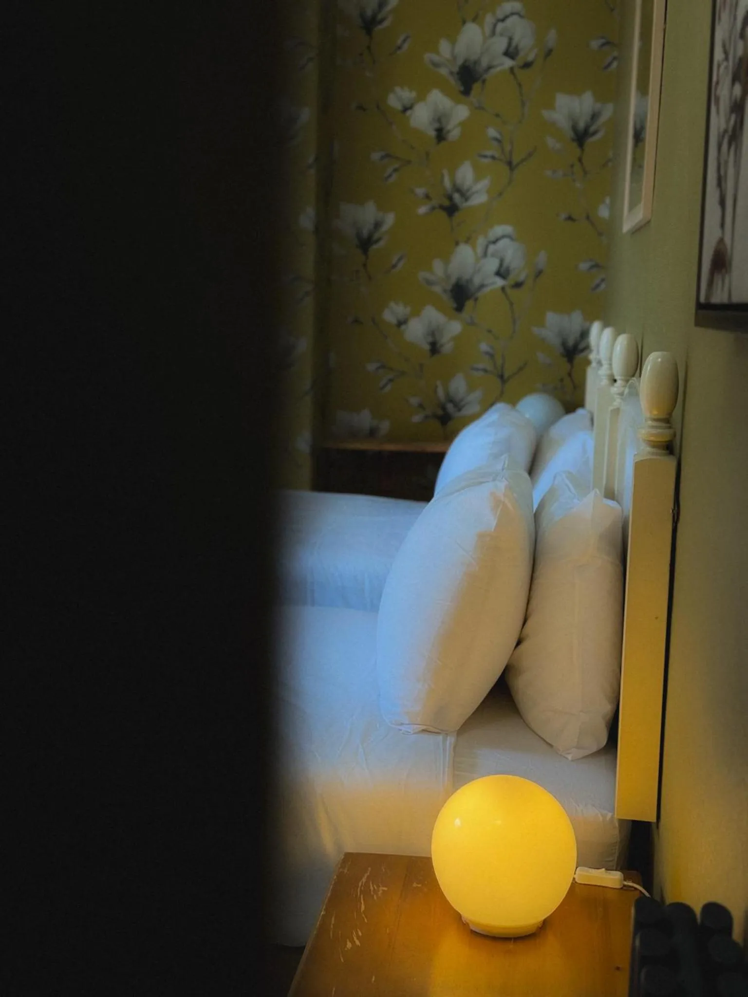 Bedroom in Nomi Rooms & Restaurant