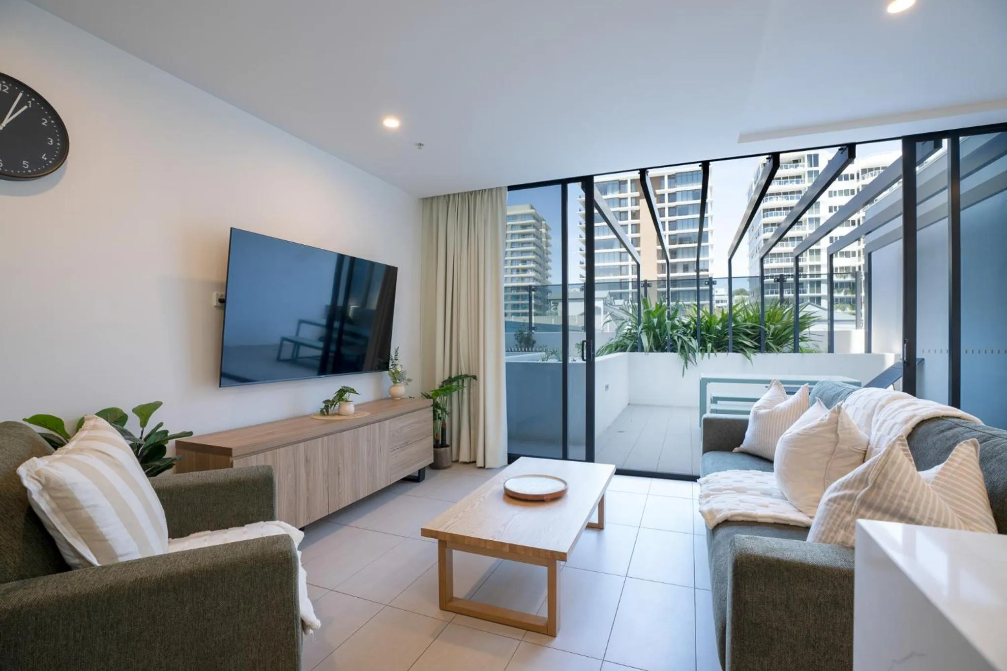 Balcony/Terrace in Iconic Kirra Beach Resort