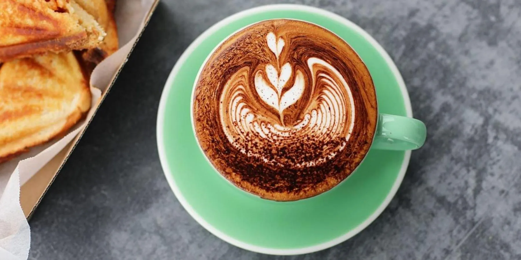 Restaurant/places to eat in Iconic Kirra Beach Resort