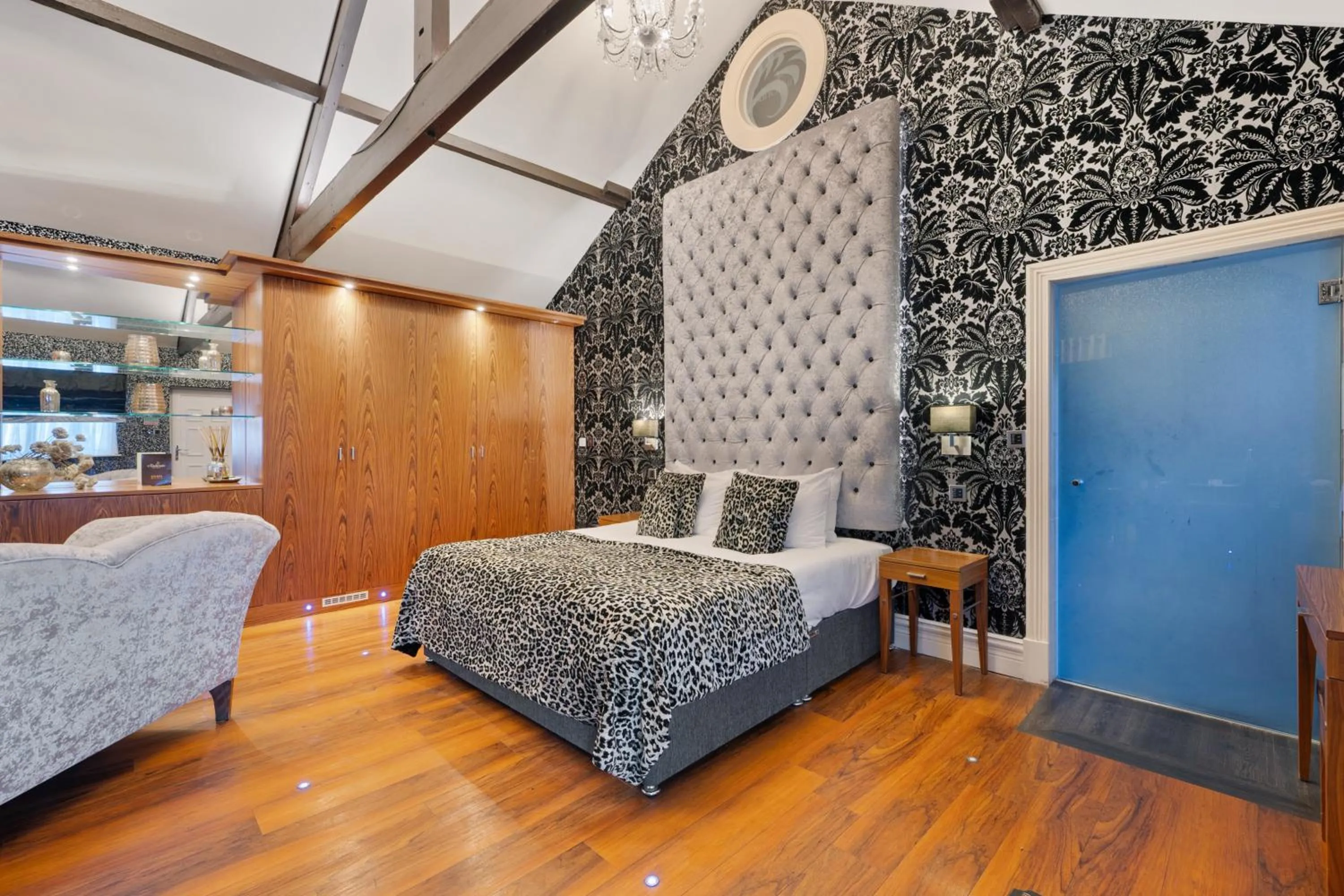 Bed in The Cranleigh Boutique