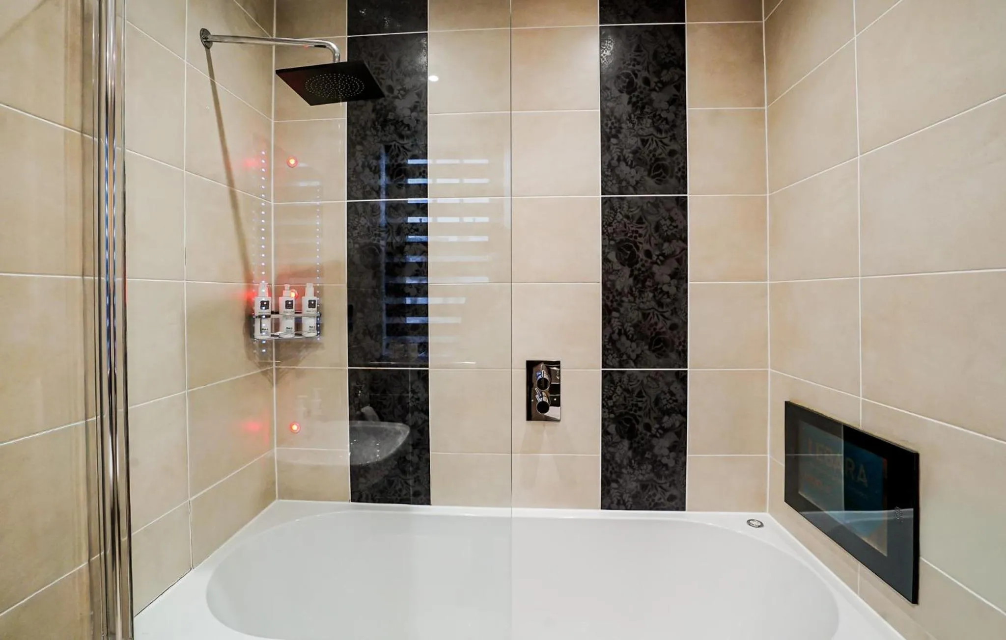 Shower in The Cranleigh Boutique