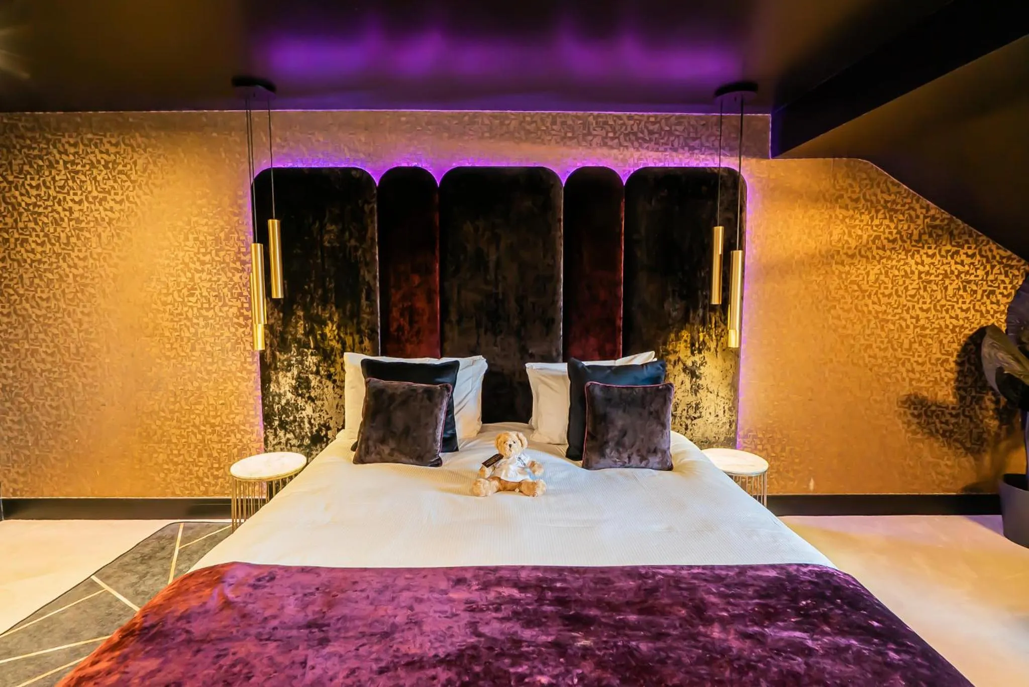 Bed in The Cranleigh Boutique