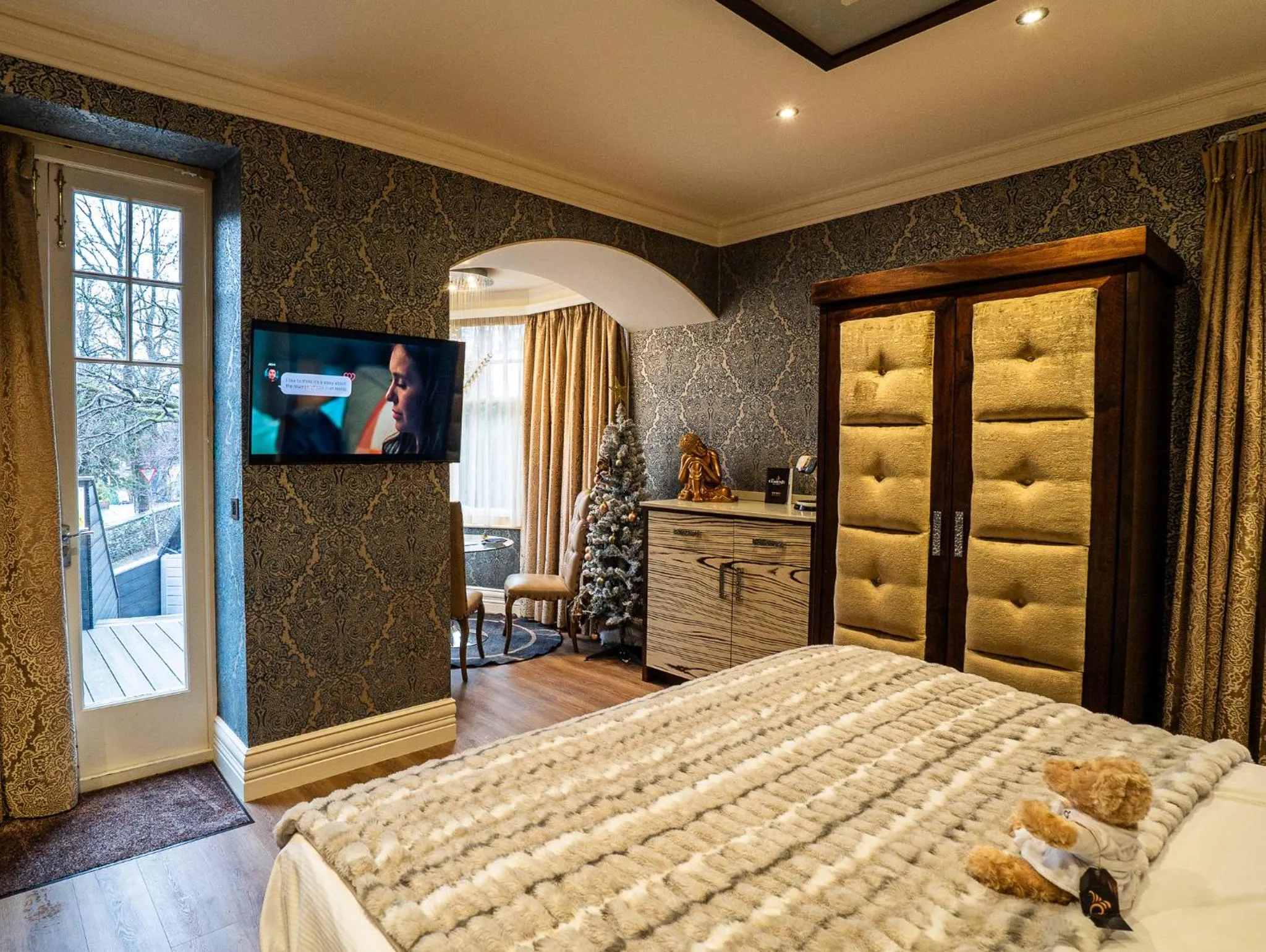 Bed in The Cranleigh Boutique