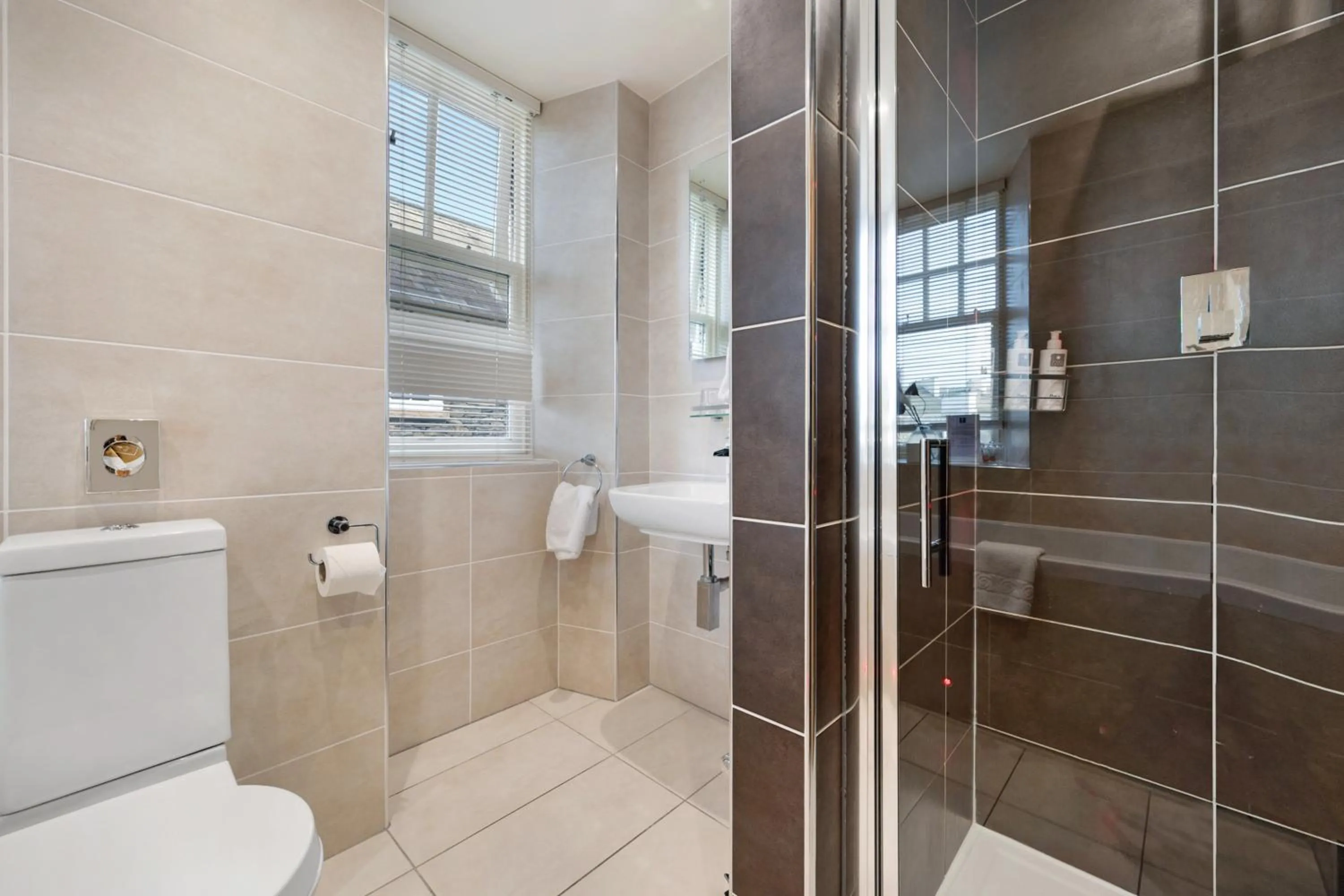 Shower in The Cranleigh Boutique