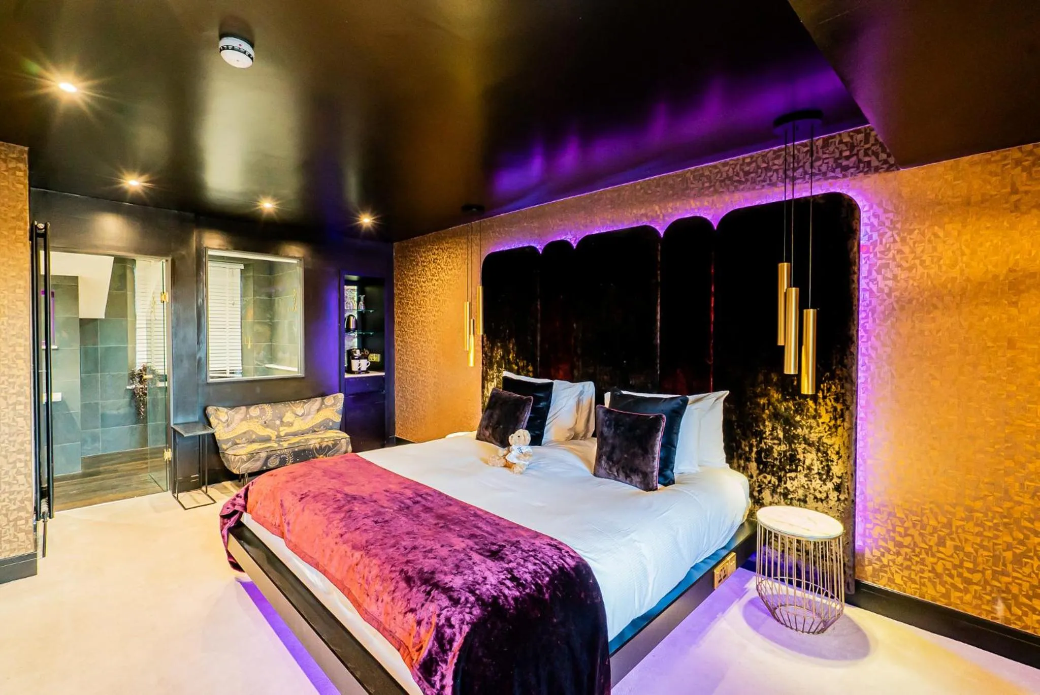 Bed in The Cranleigh Boutique