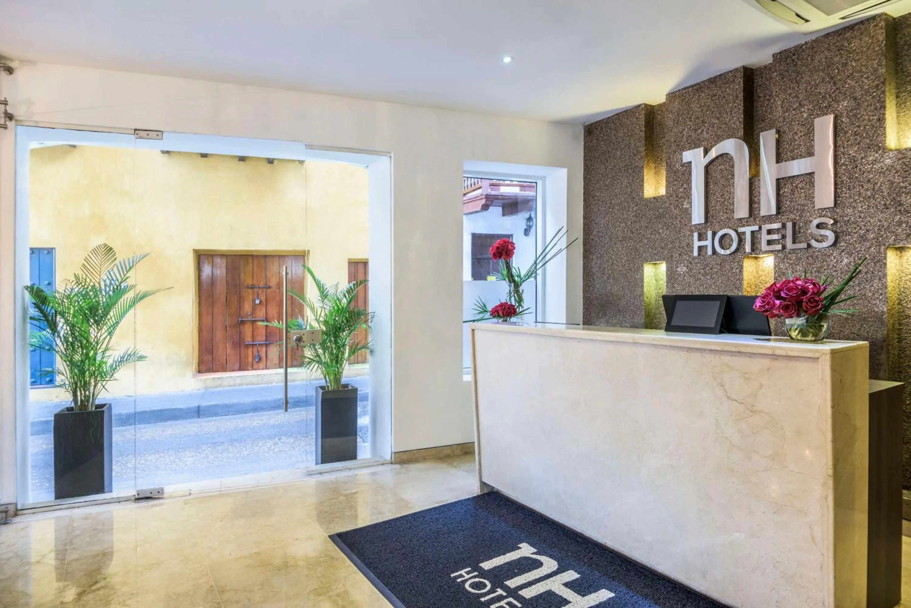 Lobby or reception in NH Royal Urban Cartagena