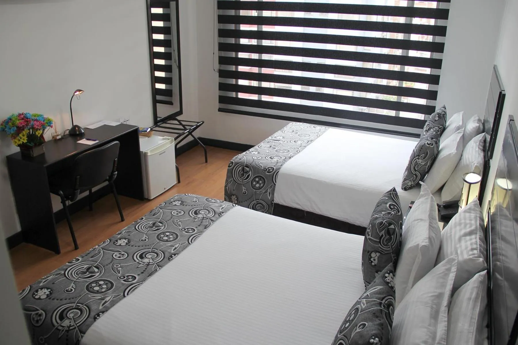 Bedroom, Bed in Hotel Santafe Real