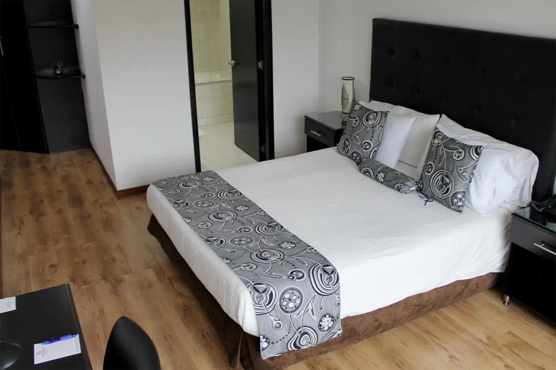 Junior Suite in Hotel Santafe Real Junior Suite in Hotel Santafe Real