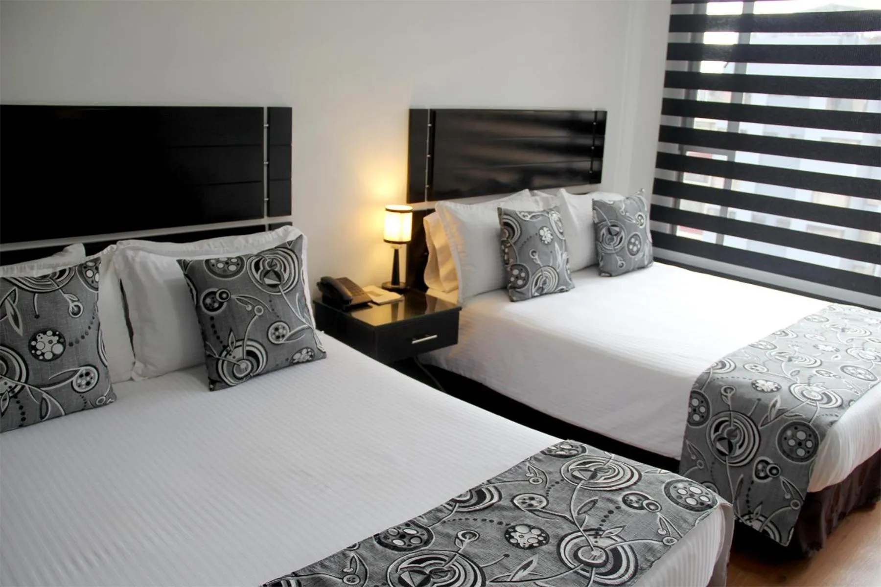 Bed in Hotel Santafe Real