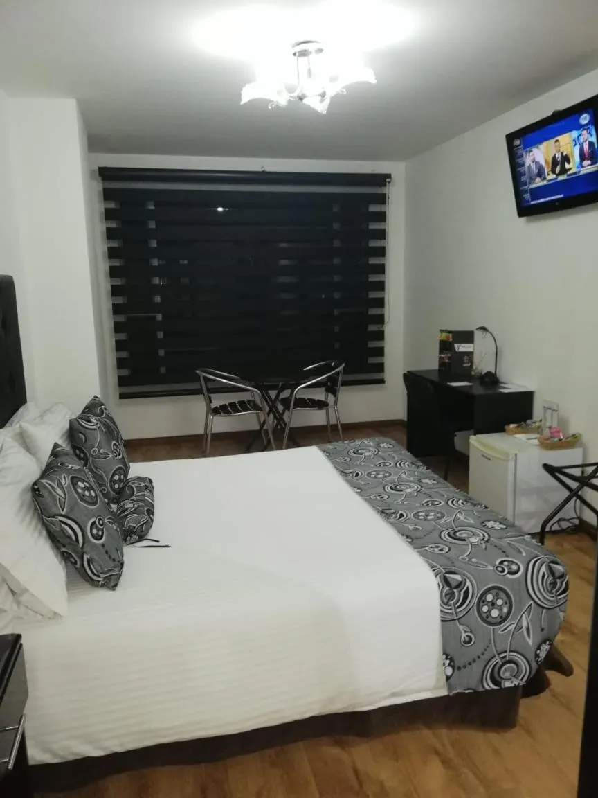 Bed in Hotel Santafe Real