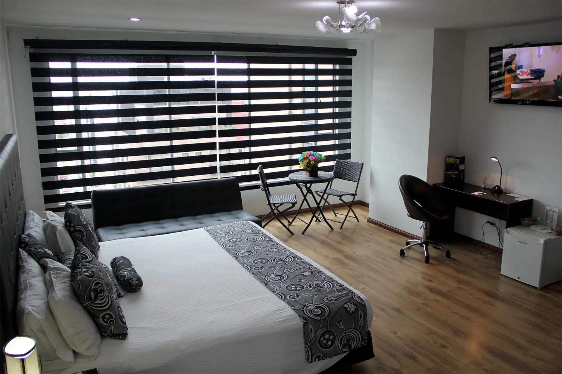 Photo of the whole room, Bed in Hotel Santafe Real