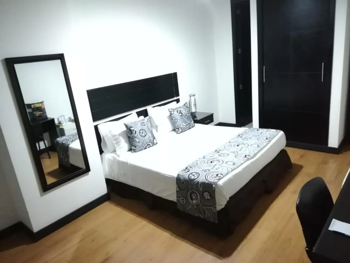 Bed in Hotel Santafe Real