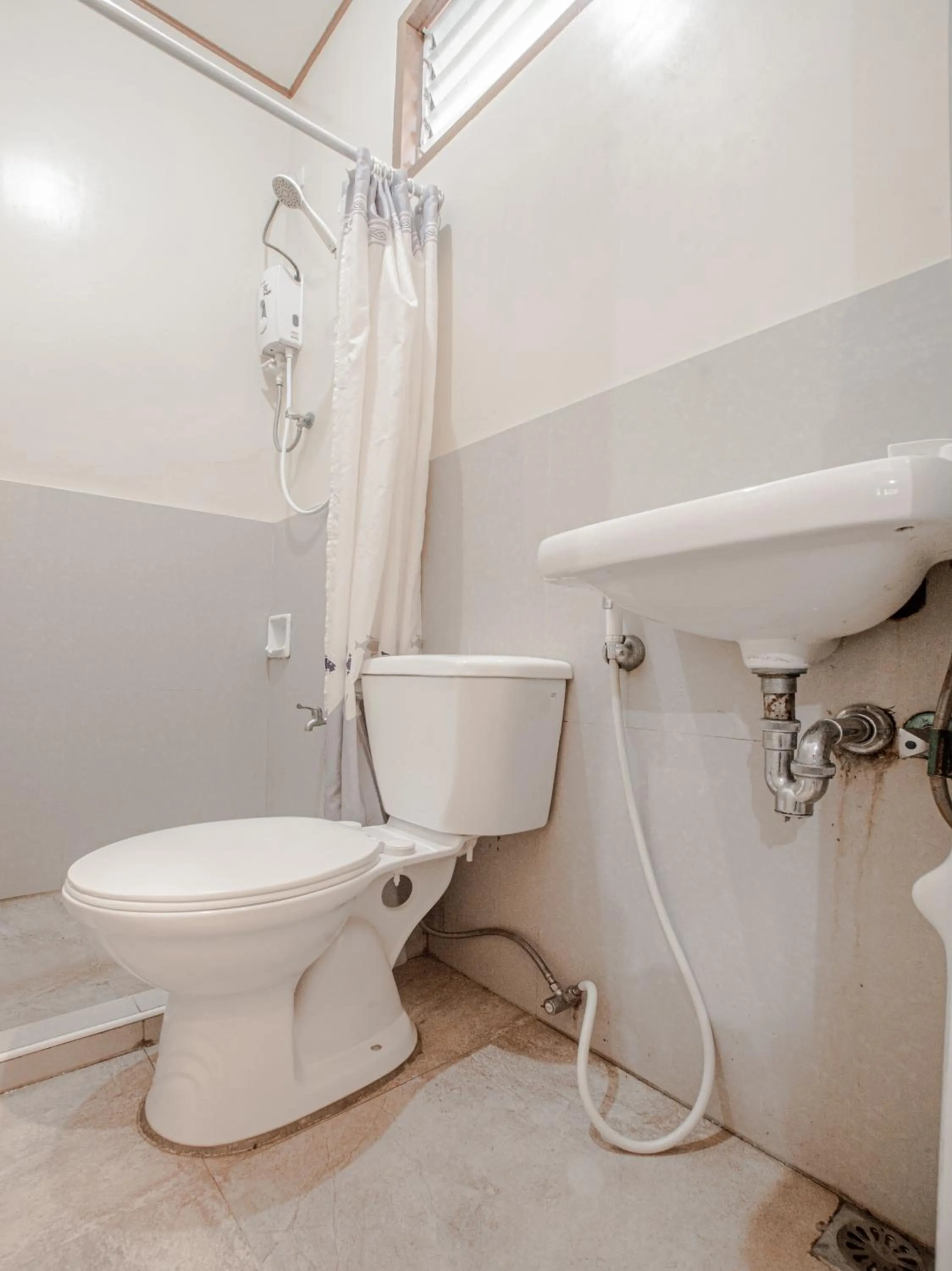 Bathroom in Telesfora Beach Cottage