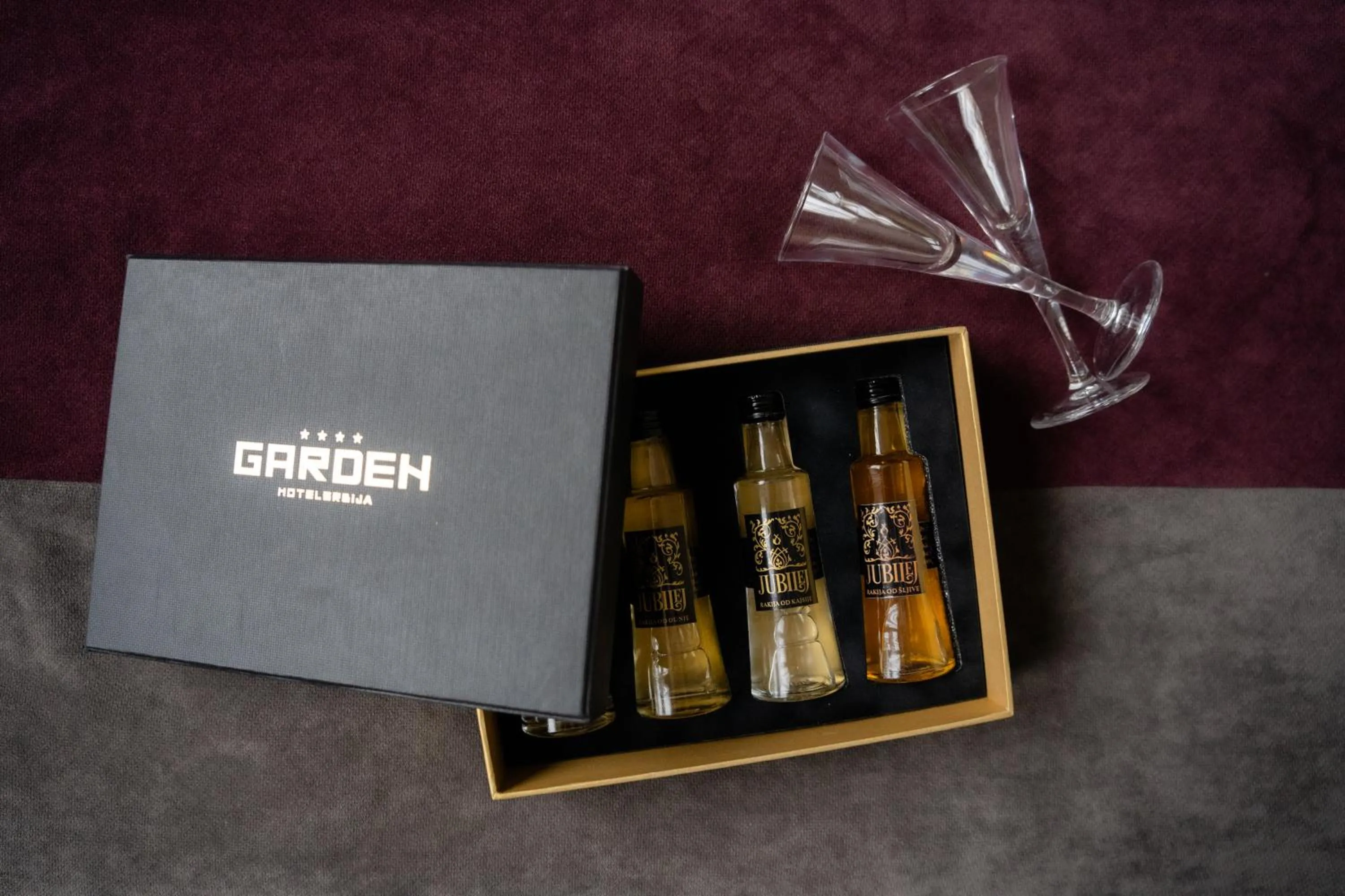 Guests in Hotel Srbija Garden-FREE PARKING