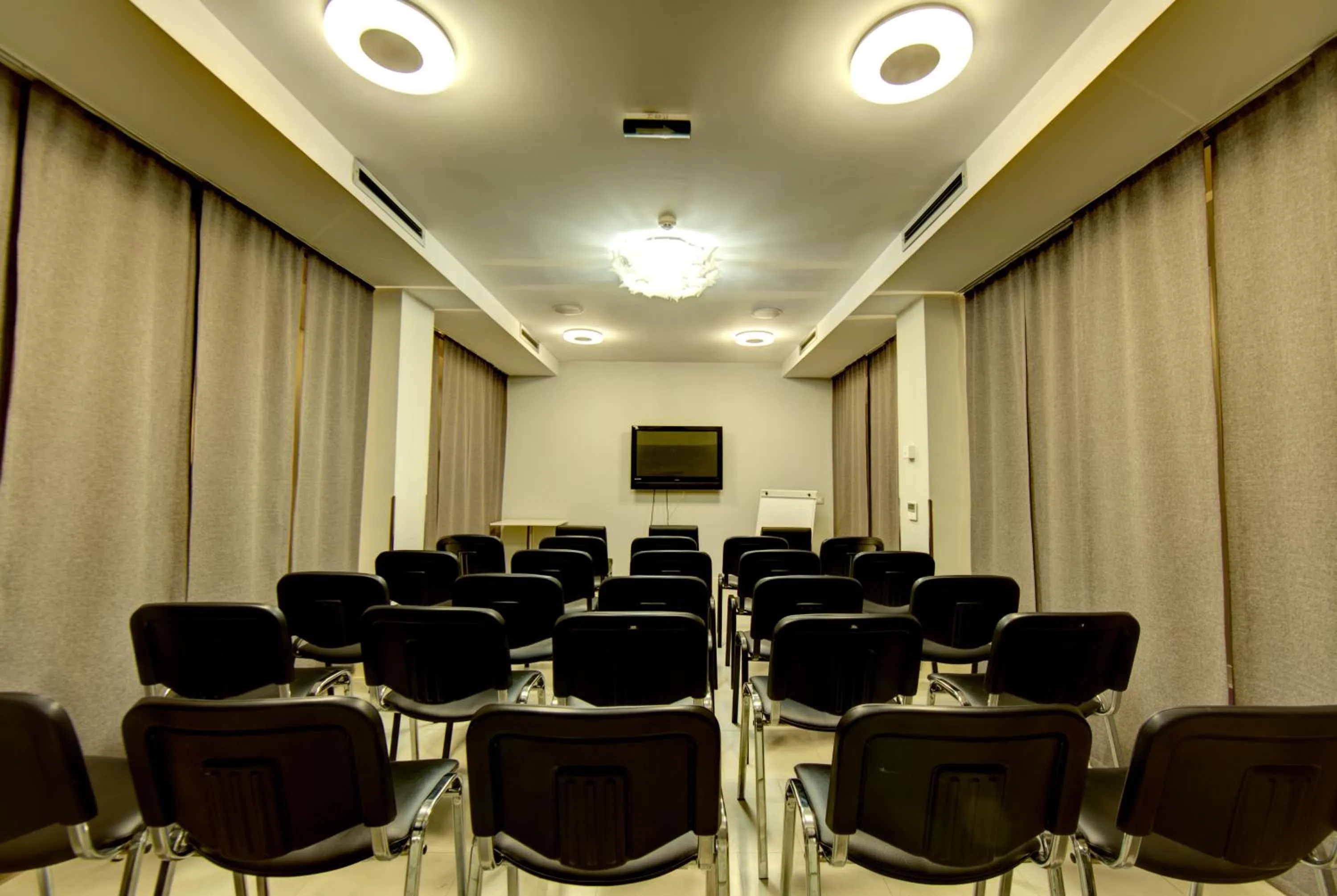 Meeting/conference room in Hotel Srbija Garden-FREE PARKING