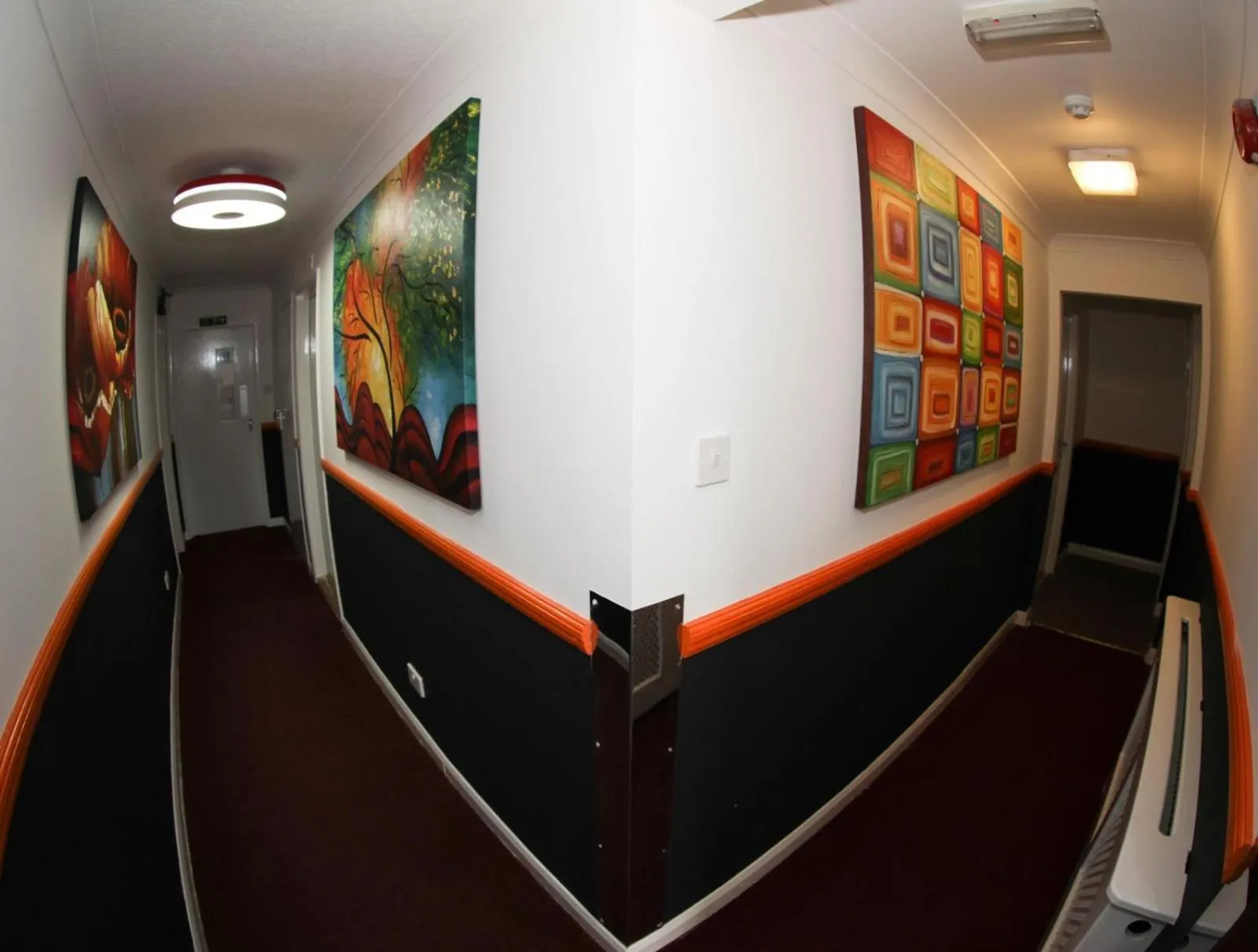 Property building in Heathrow Inn Hotel