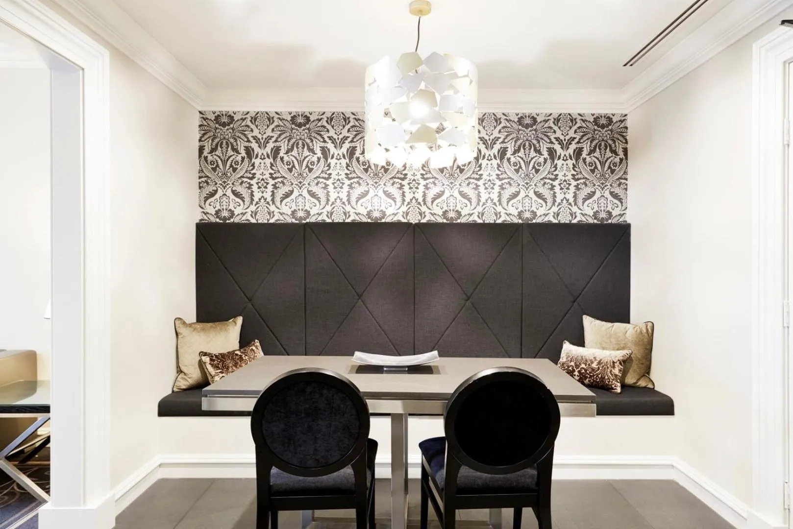 Dining area in The Sebel Melbourne Flinders Lane