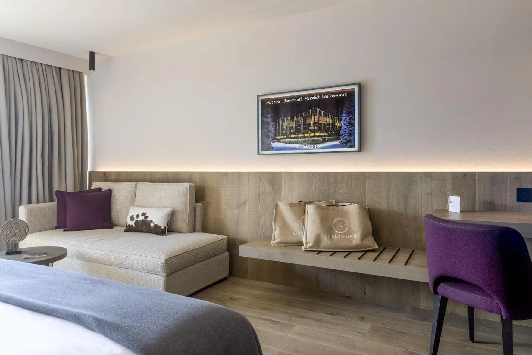 Decorative detail, Bed in Hotel Olangerhof